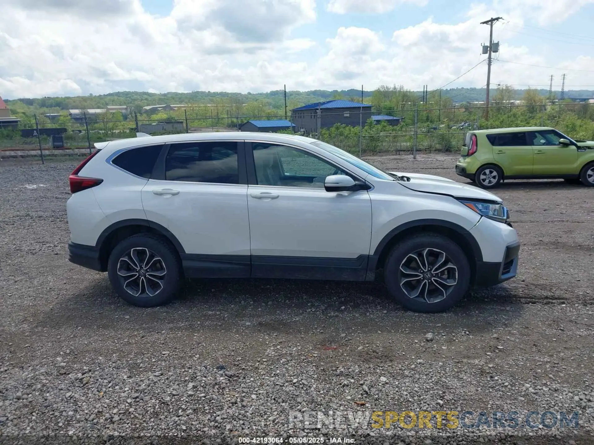 13 Photograph of a damaged car 2HKRW2H57L8645401 HONDA CR-V 2020