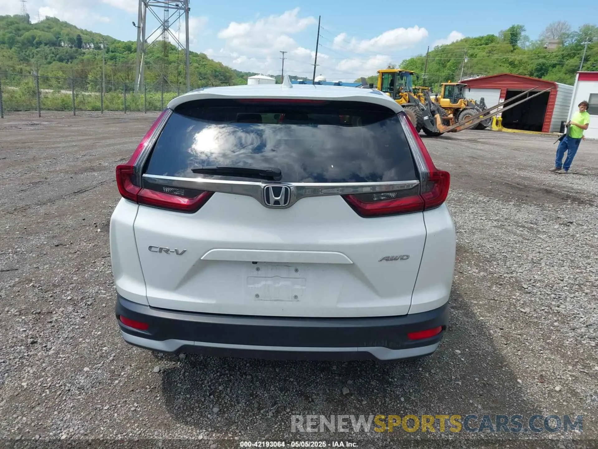 16 Photograph of a damaged car 2HKRW2H57LH645401 HONDA CR-V 2020