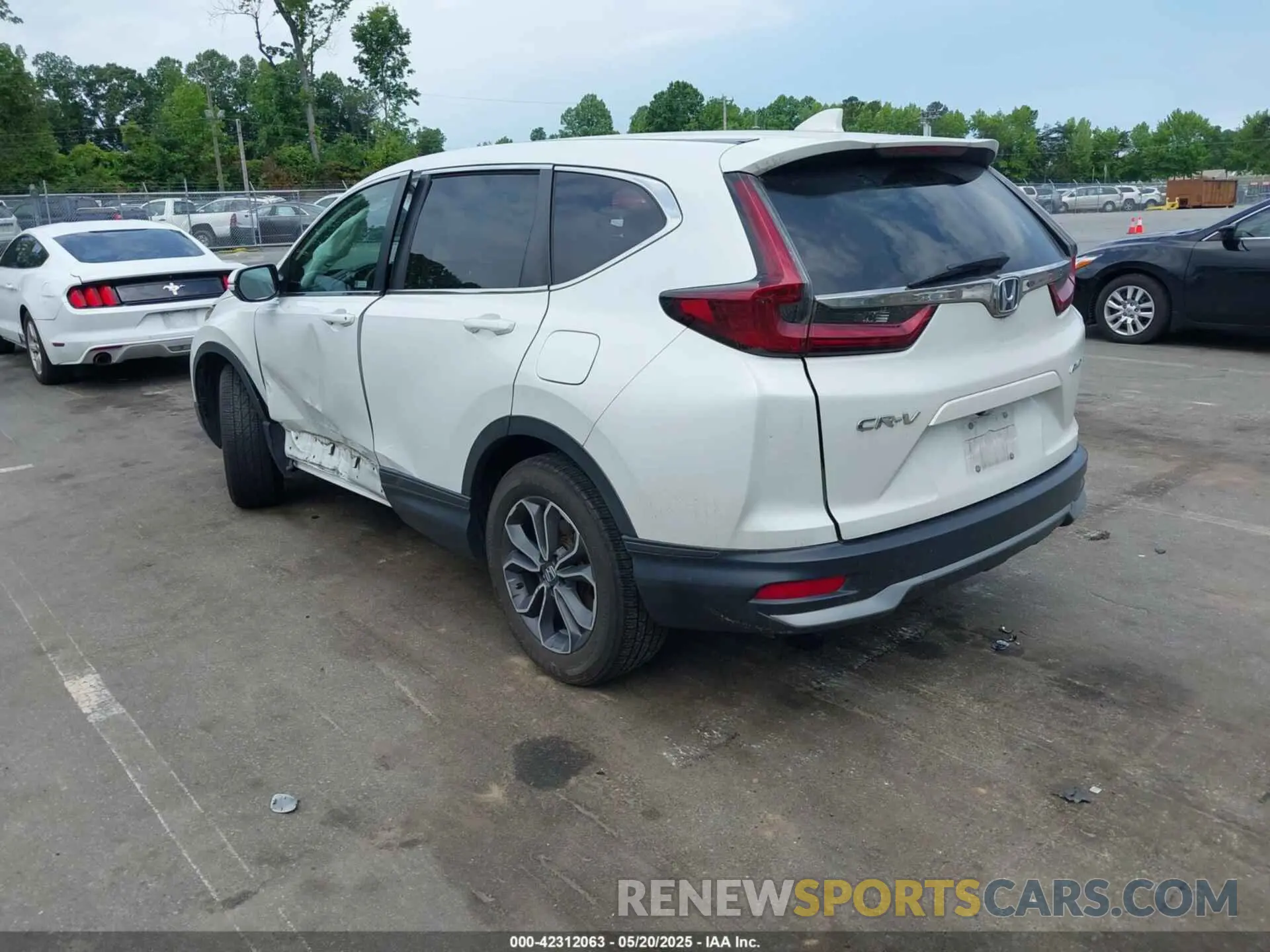3 Фотография поврежденного автомобиля 2HKRW2H57LH699426 HONDA CR-V 2020