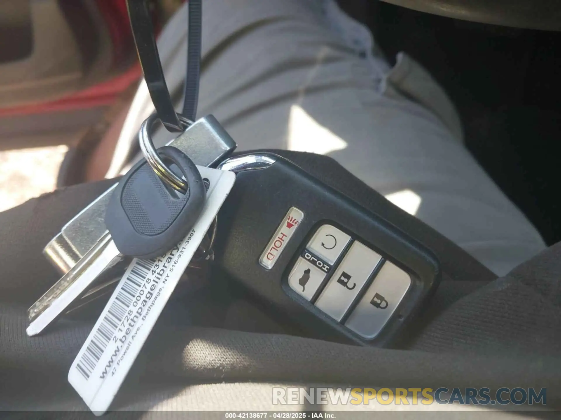 11 Фотография поврежденного автомобиля 2HKRW2H83LH637337 HONDA CR-V 2020