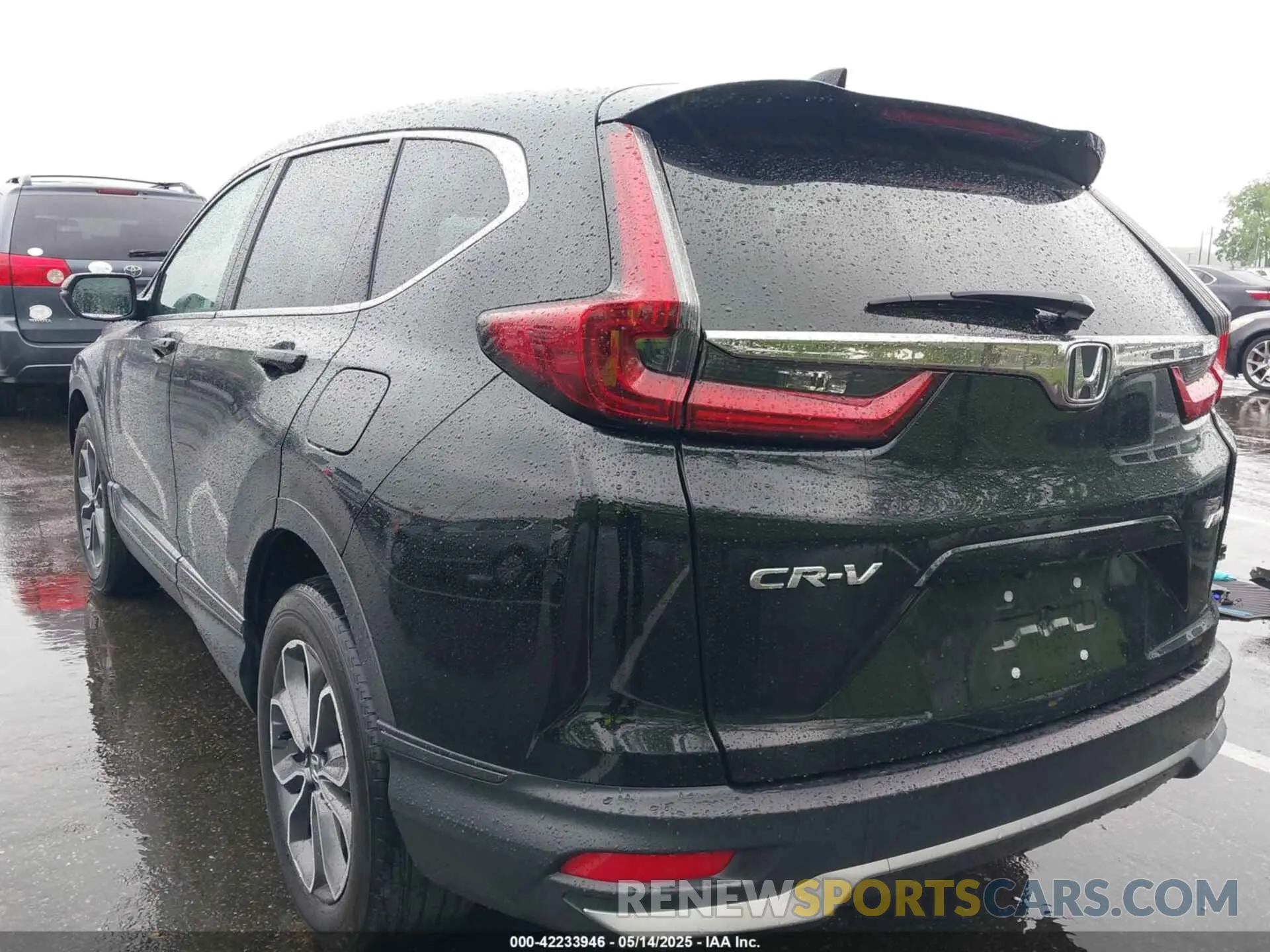 3 Photograph of a damaged car 2HKRW2H88LH687151 HONDA CR-V 2020