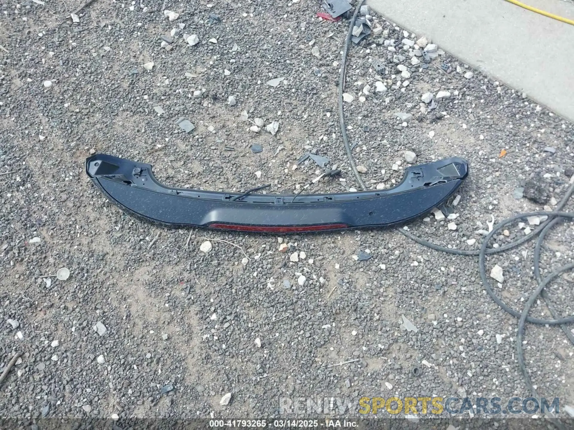 11 Photograph of a damaged car 2HKRW2H89LH696263 HONDA CR-V 2020