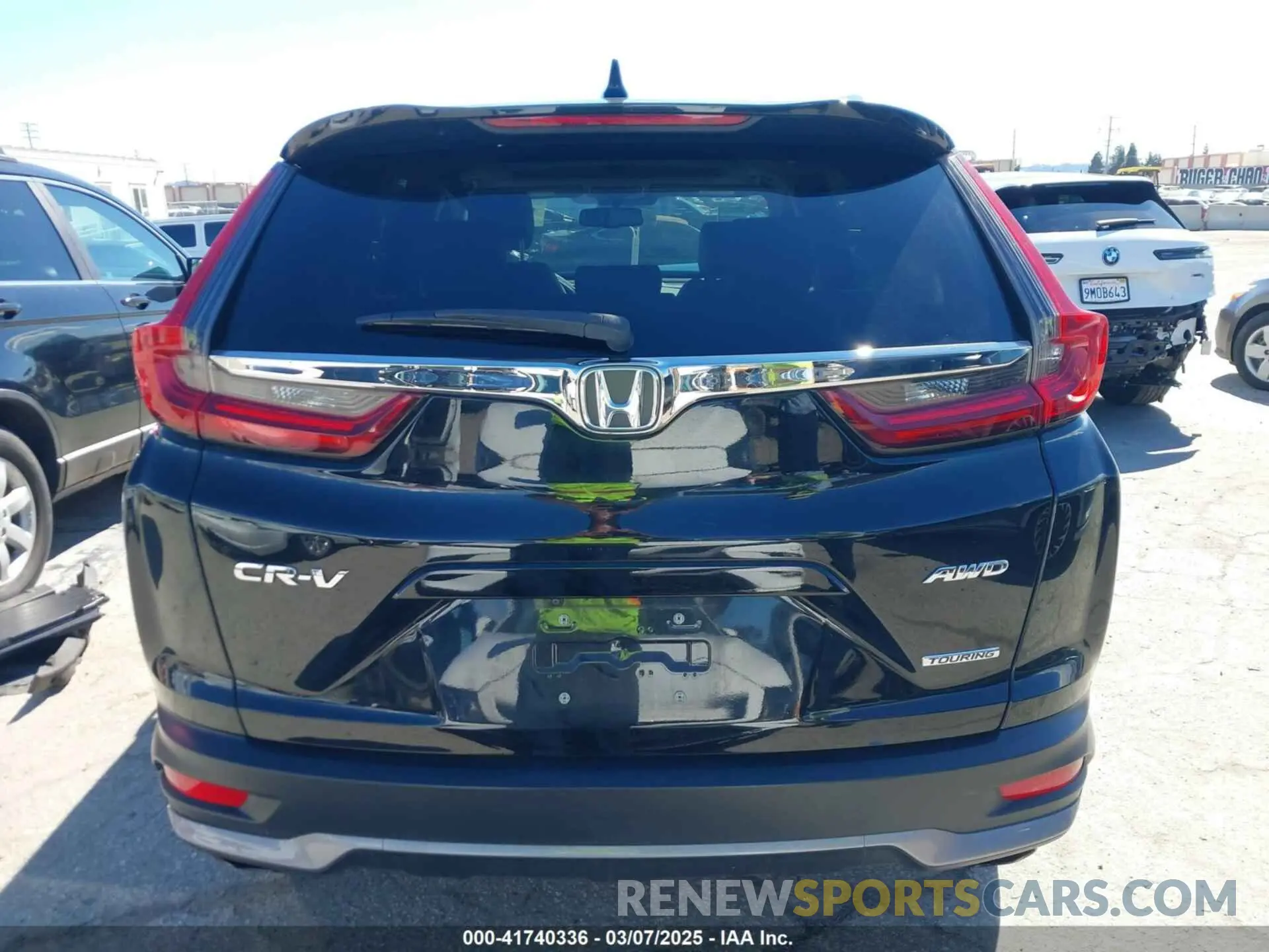 16 Photograph of a damaged car 2HKRW2H94LH653538 HONDA CR-V 2020