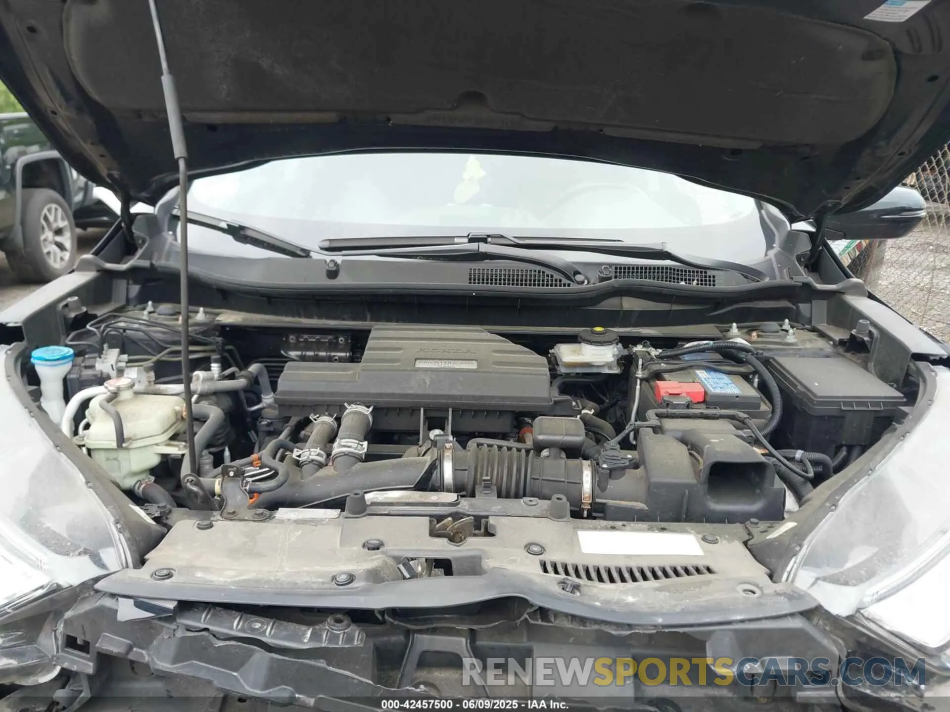 10 Photograph of a damaged car 2HKRW2H9XLH630197 HONDA CR-V 2020