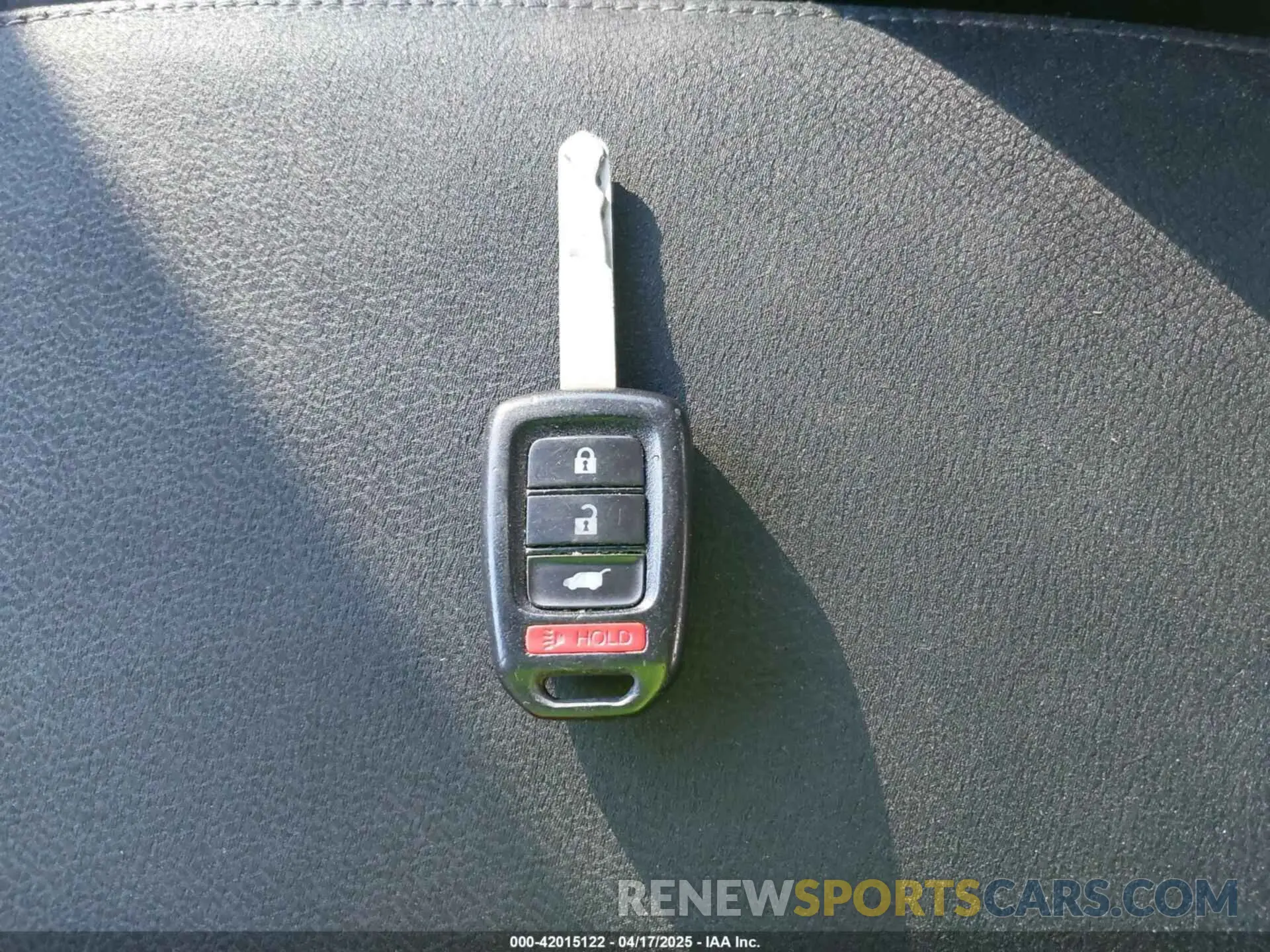 11 Photograph of a damaged car 5J6RW1H21LL001785 HONDA CR-V 2020