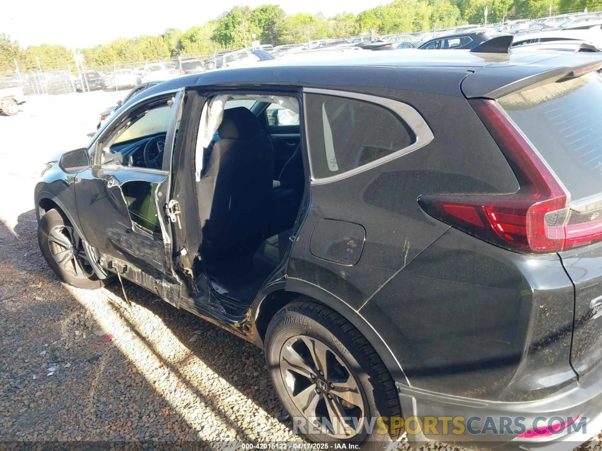 14 Photograph of a damaged car 5J6RW1H21LL001785 HONDA CR-V 2020