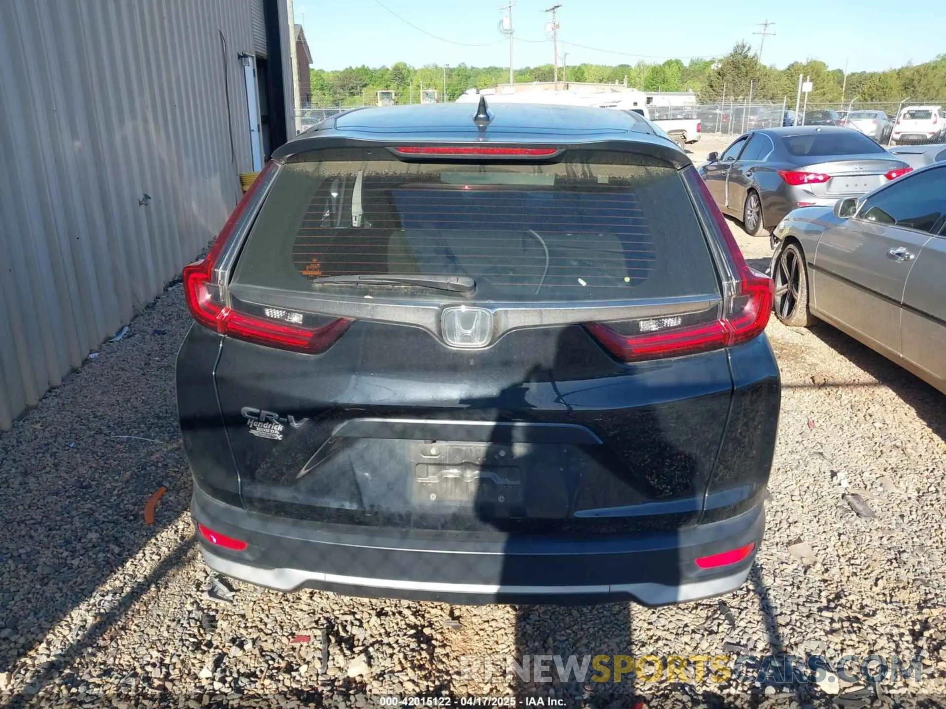 16 Photograph of a damaged car 5J6RW1H21LL001785 HONDA CR-V 2020