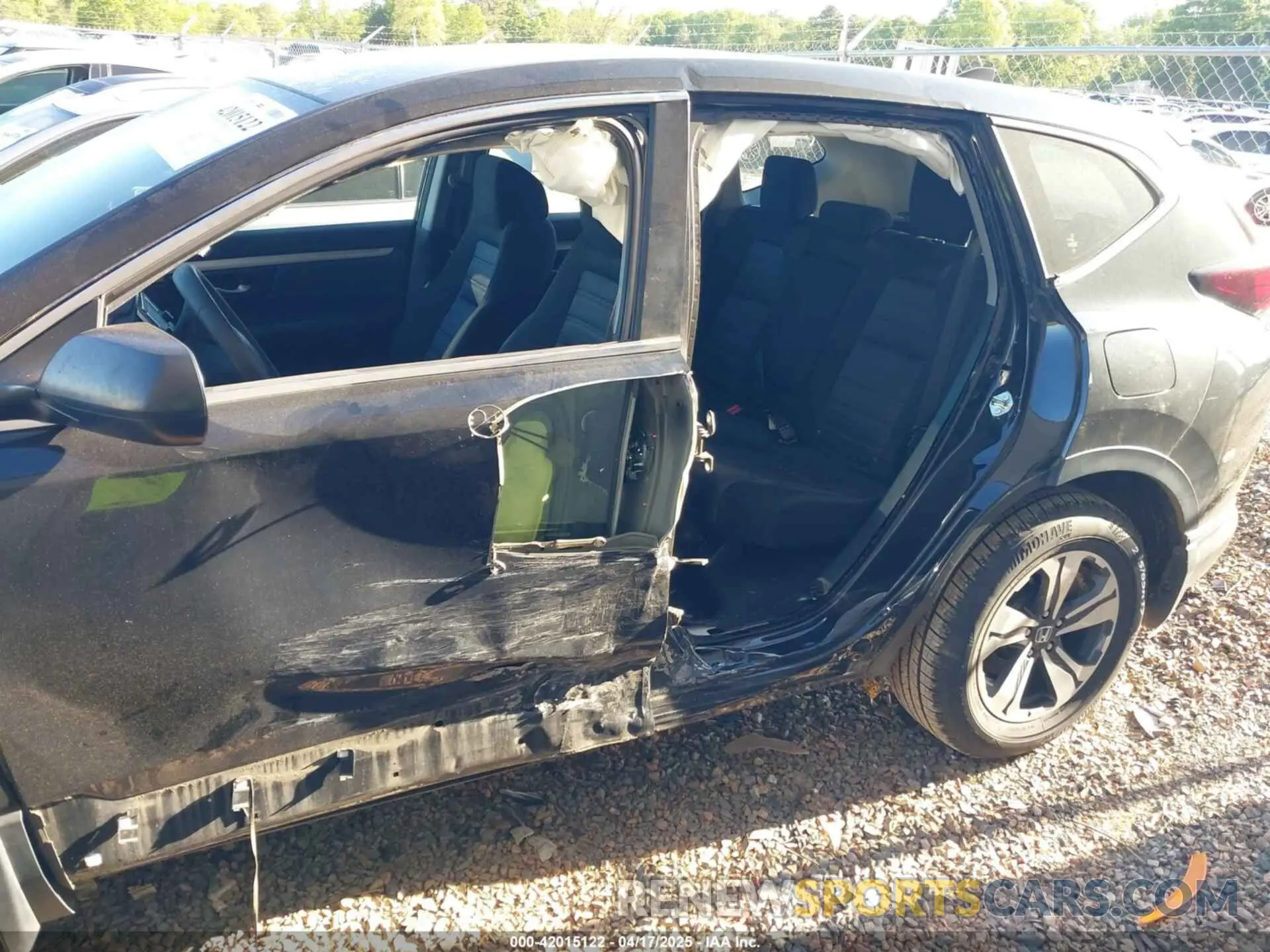 6 Photograph of a damaged car 5J6RW1H21LL001785 HONDA CR-V 2020