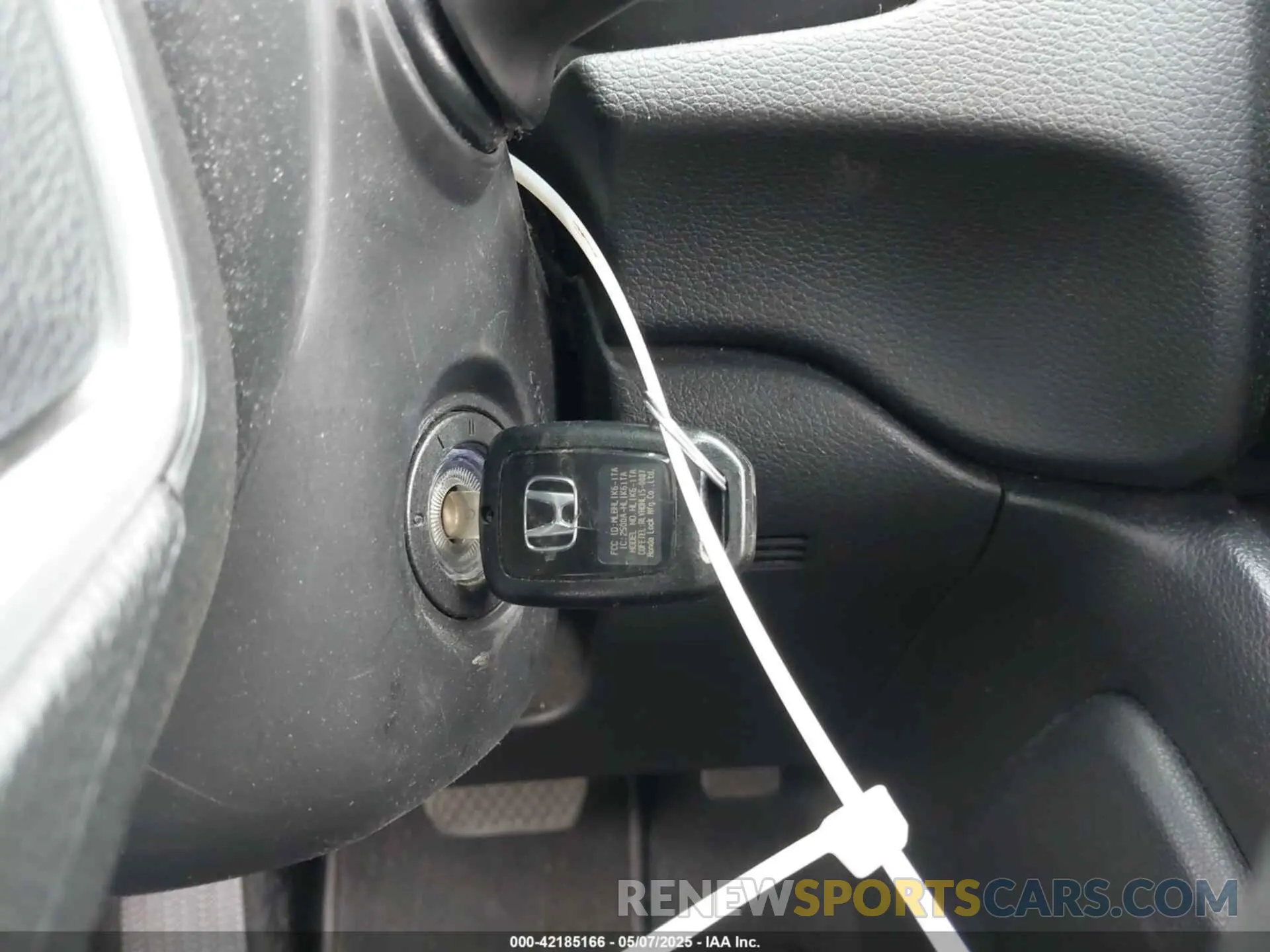 11 Photograph of a damaged car 5J6RW1H24LA015661 HONDA CR-V 2020
