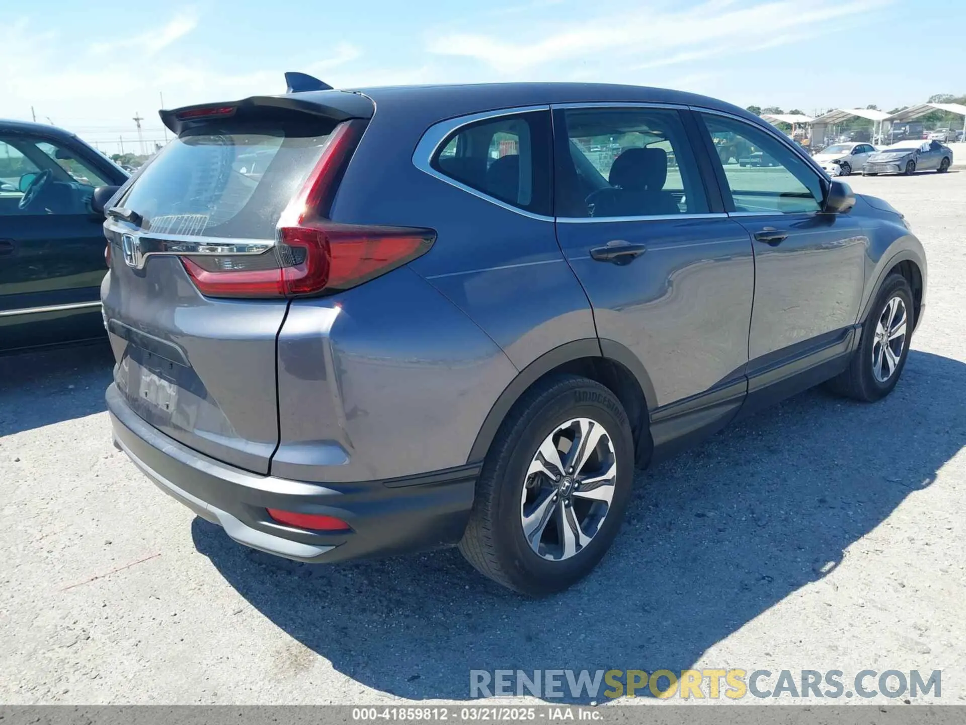4 Photograph of a damaged car 5J6RW1H24LL010044 HONDA CR-V 2020