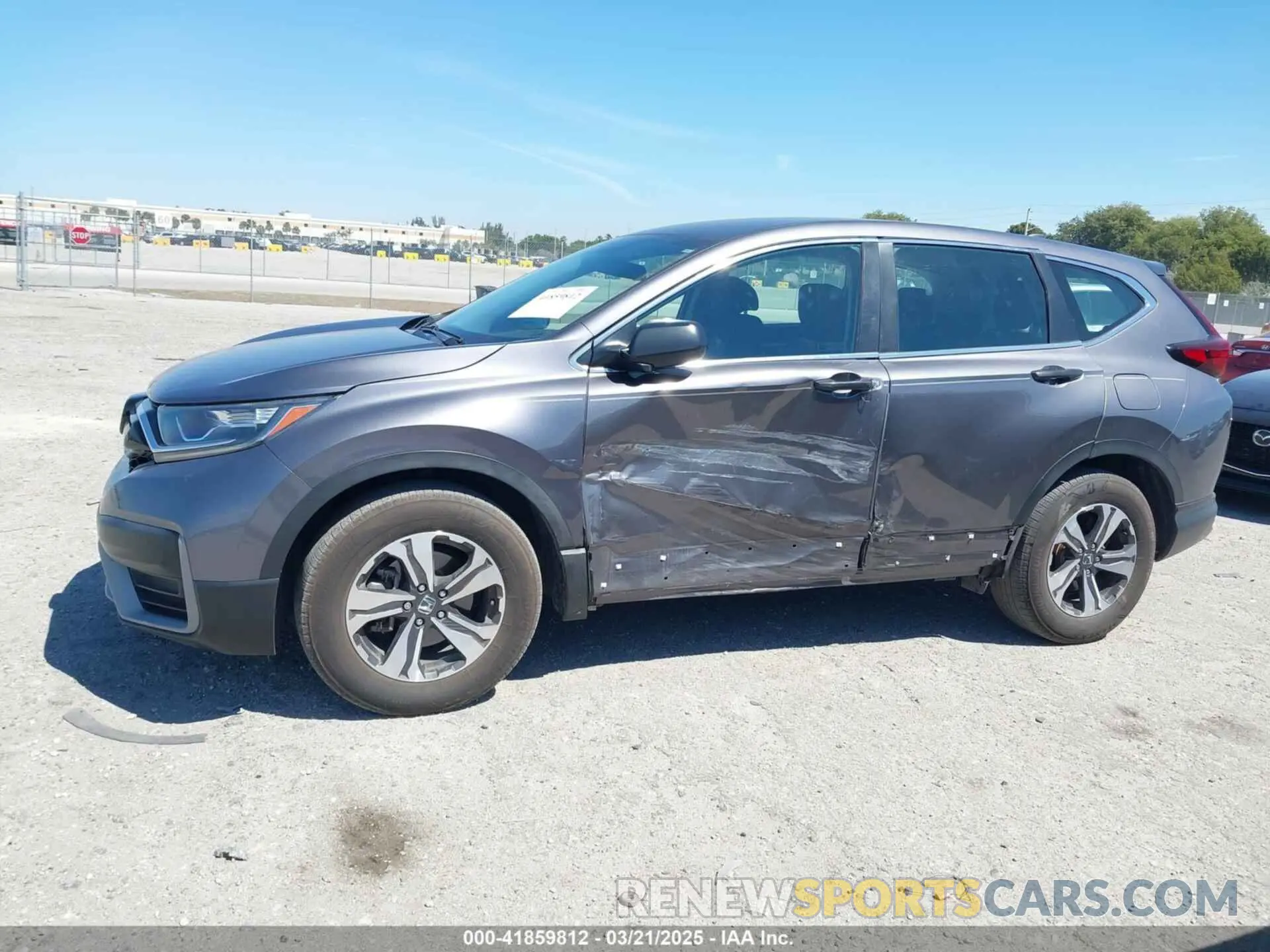 6 Photograph of a damaged car 5J6RW1H24LL010044 HONDA CR-V 2020