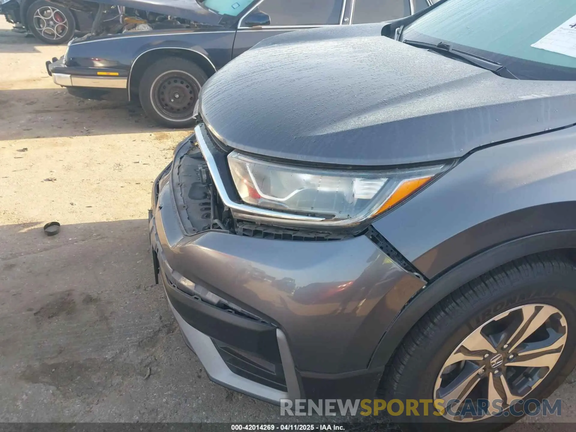 6 Фотография поврежденного автомобиля 5J6RW1H27LL009583 HONDA CR-V 2020