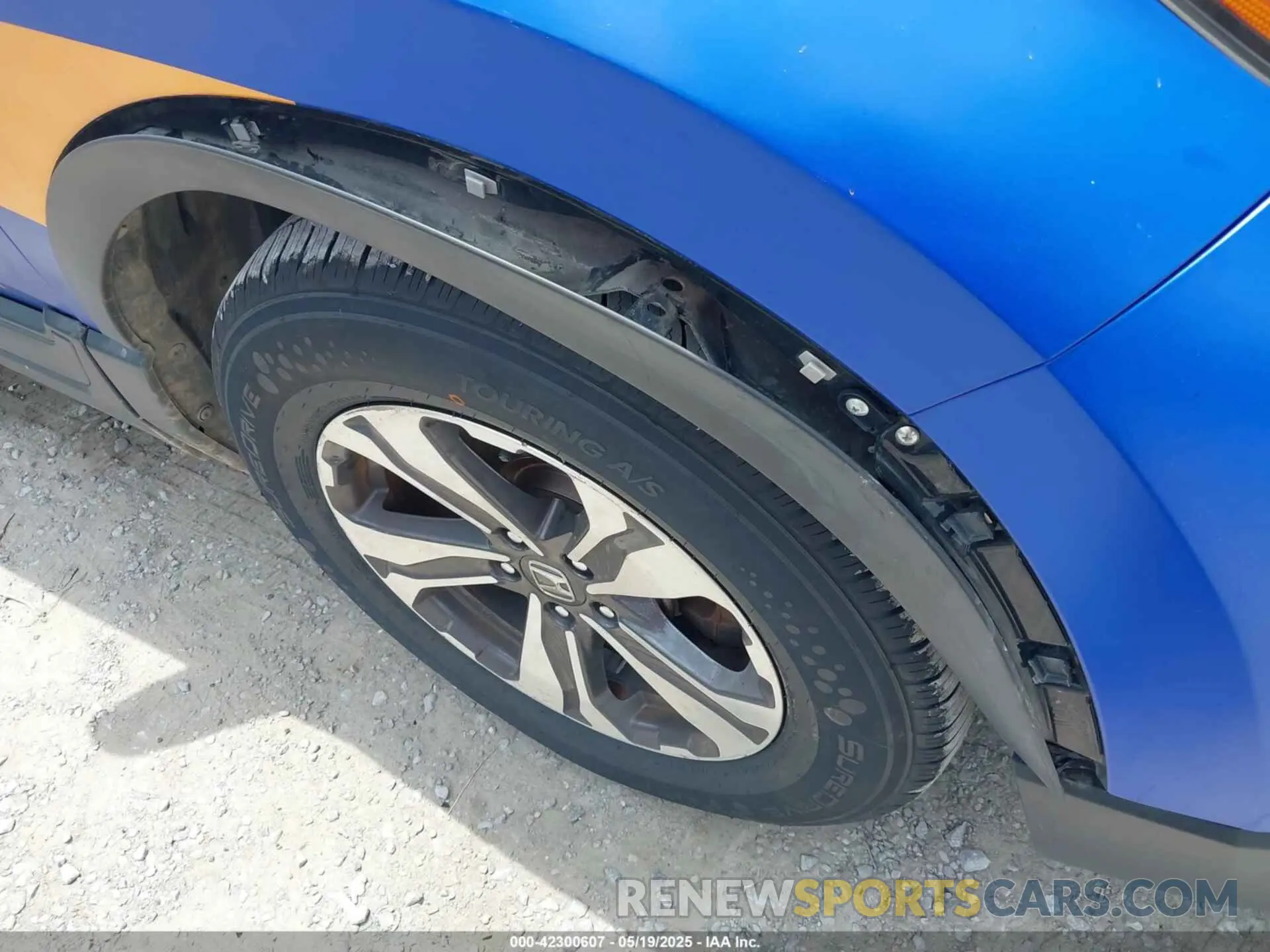 6 Фотография поврежденного автомобиля 5J6RW1H28LL007227 HONDA CR-V 2020