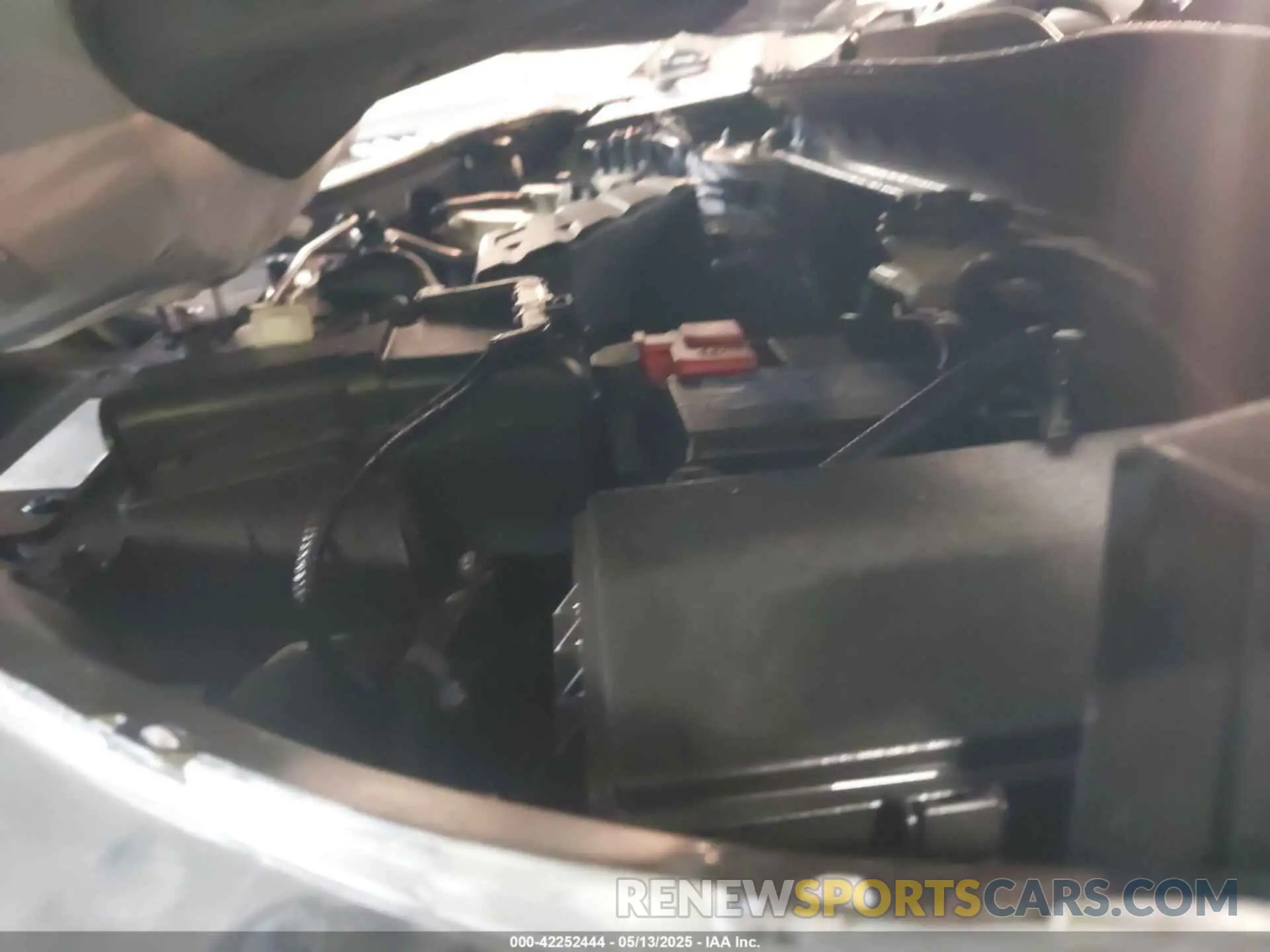 10 Photograph of a damaged car 5J6RW1H54LL012869 HONDA CR-V 2020