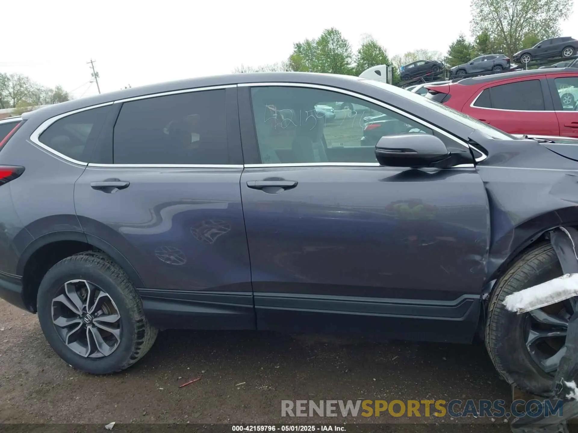 13 Photograph of a damaged car 5J6RW1H57LL014261 HONDA CR-V 2020