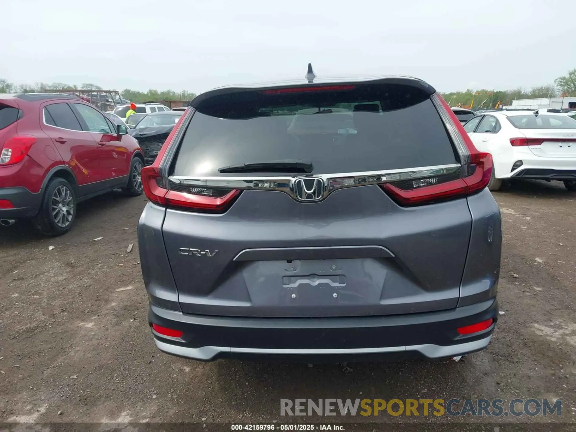 16 Photograph of a damaged car 5J6RW1H57LL014261 HONDA CR-V 2020