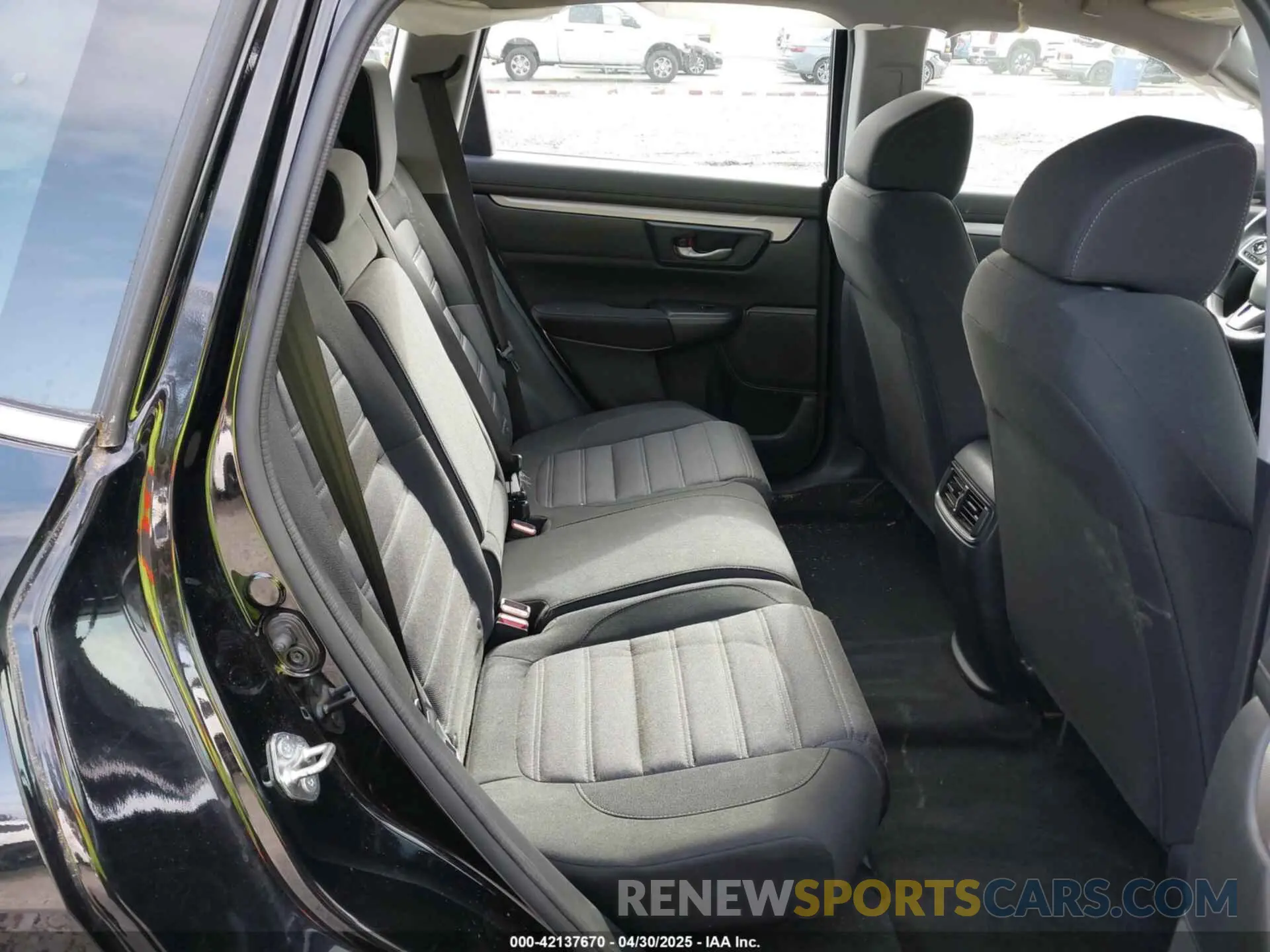 8 Photograph of a damaged car 5J6RW2H20LA009247 HONDA CR-V 2020