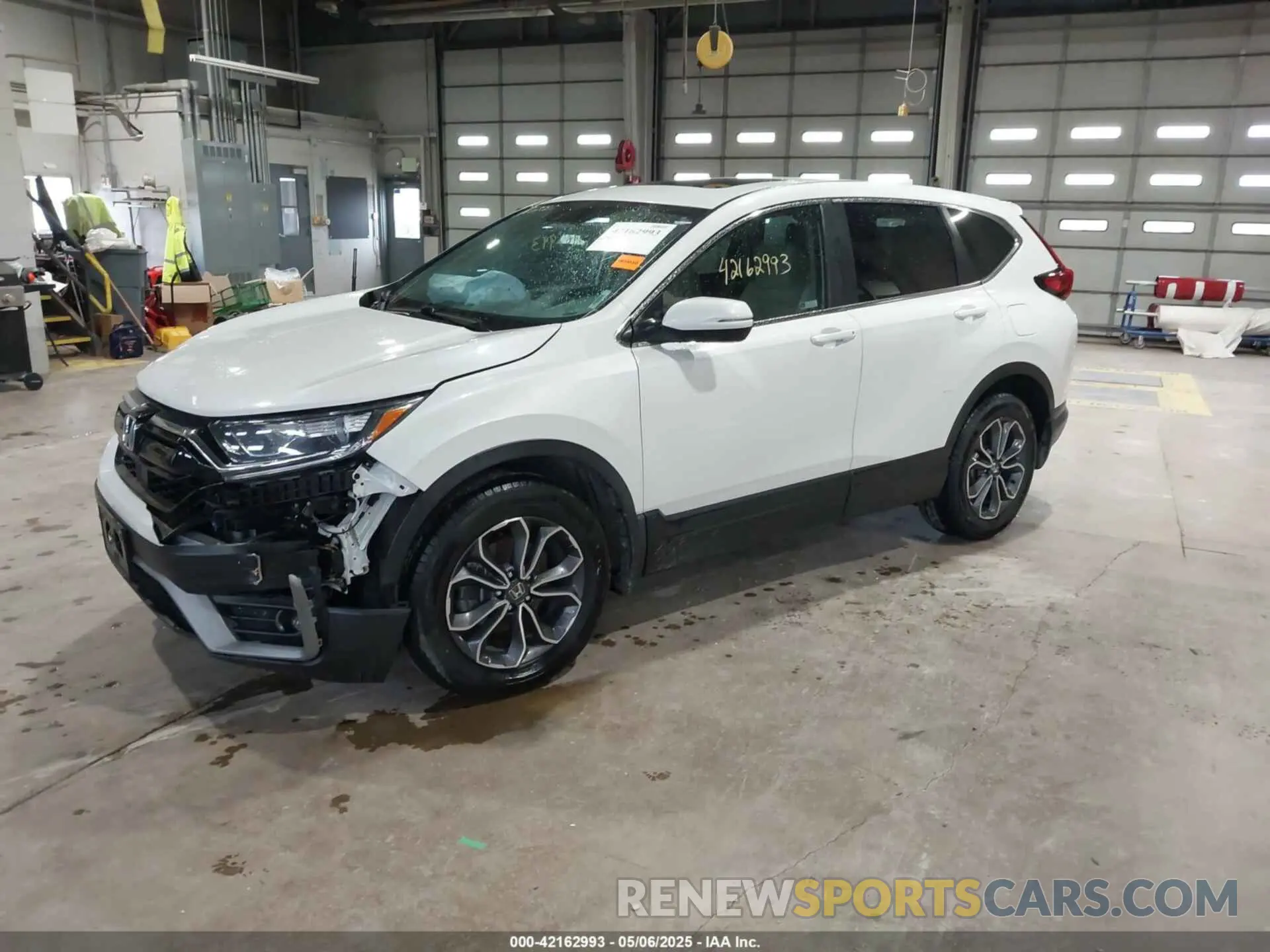 2 Photograph of a damaged car 5J6RW2H52LL044645 HONDA CR-V 2020