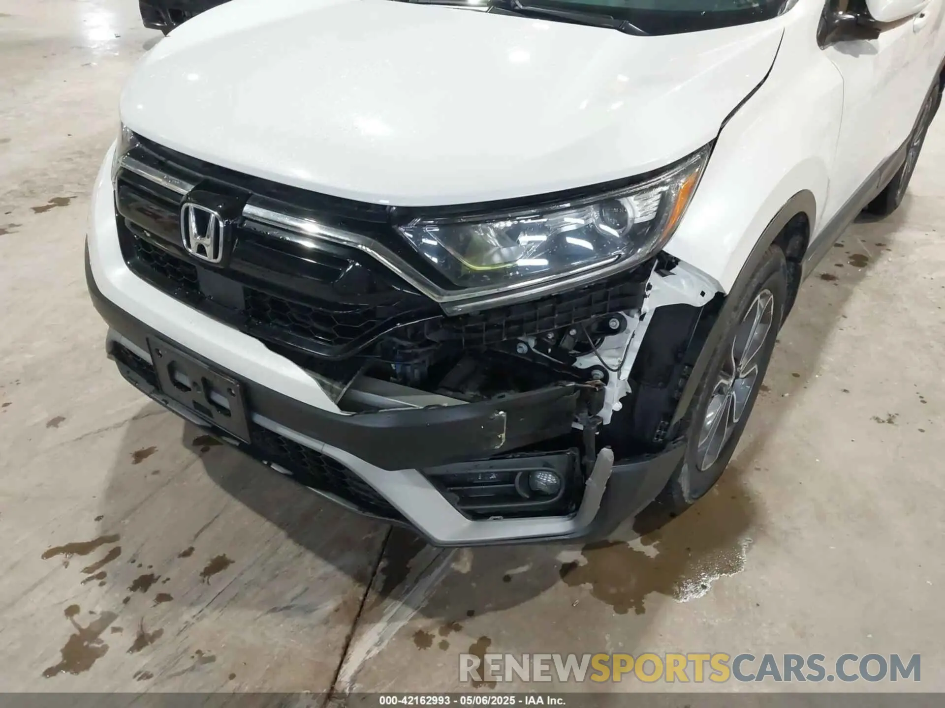 6 Photograph of a damaged car 5J6RW2H52LL044645 HONDA CR-V 2020