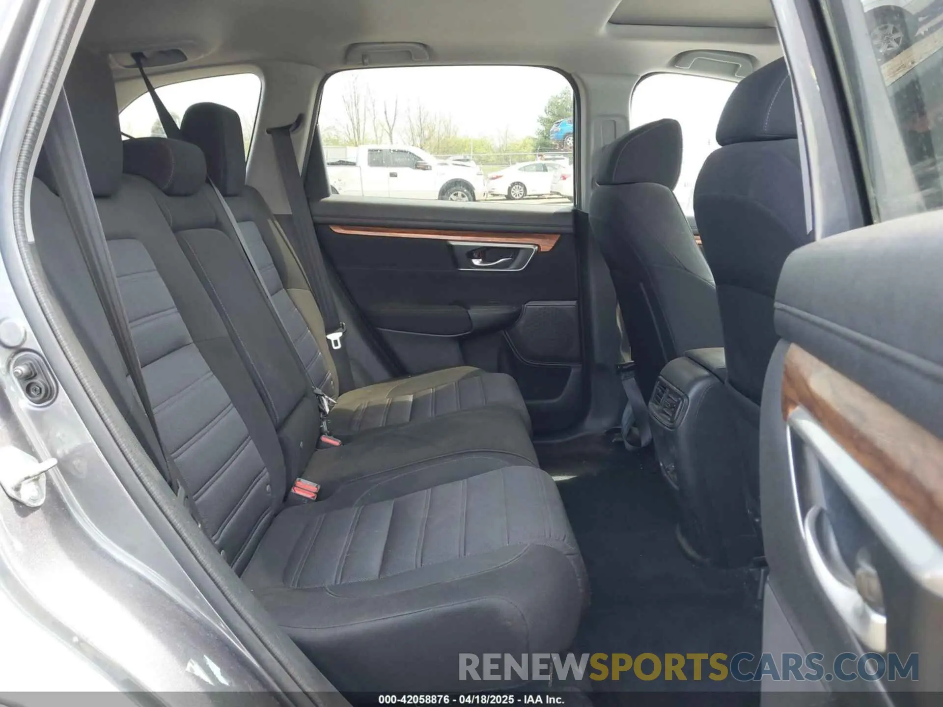 8 Фотография поврежденного автомобиля 5J6RW2H56LL045328 HONDA CR-V 2020