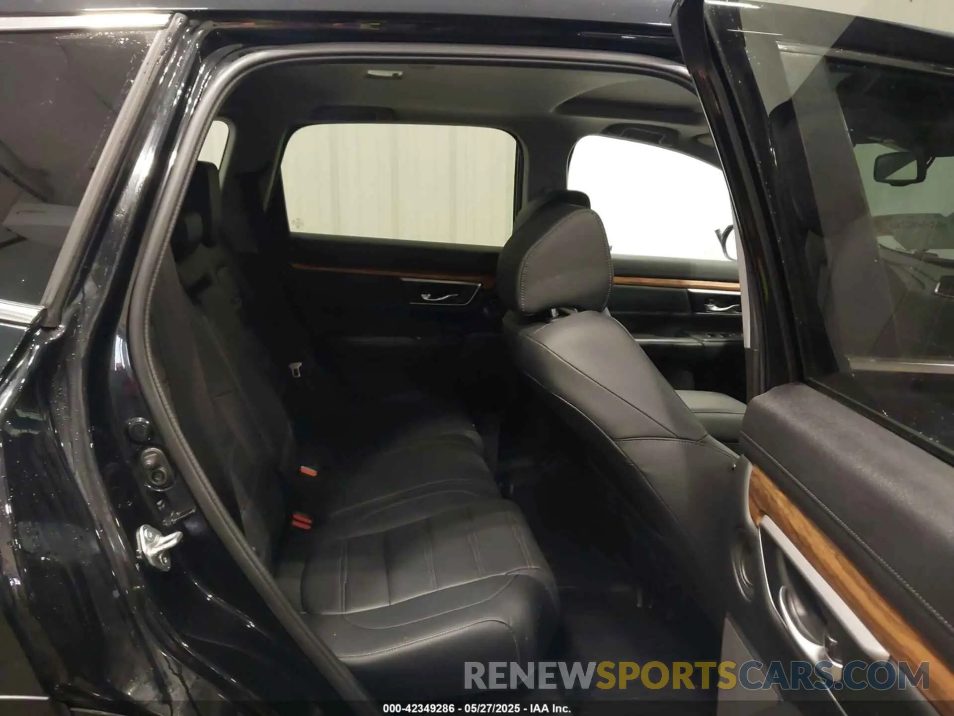 8 Фотография поврежденного автомобиля 5J6RW2H81LL032190 HONDA CR-V 2020