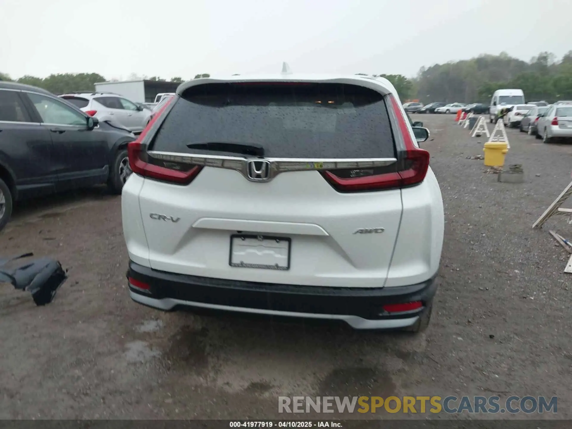 16 Photograph of a damaged car 5J6RW2H83LL047628 HONDA CR-V 2020
