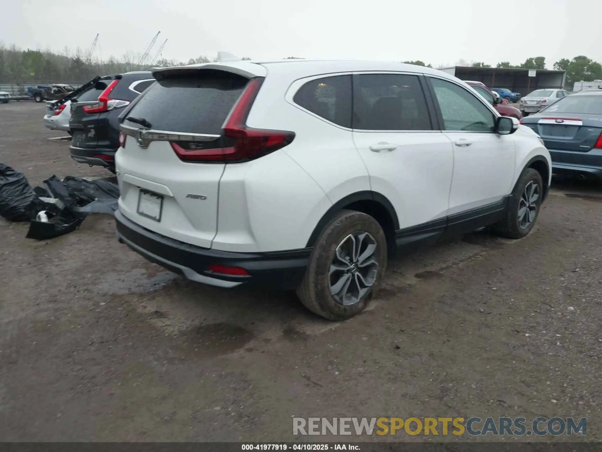 4 Photograph of a damaged car 5J6RW2H83LL047628 HONDA CR-V 2020