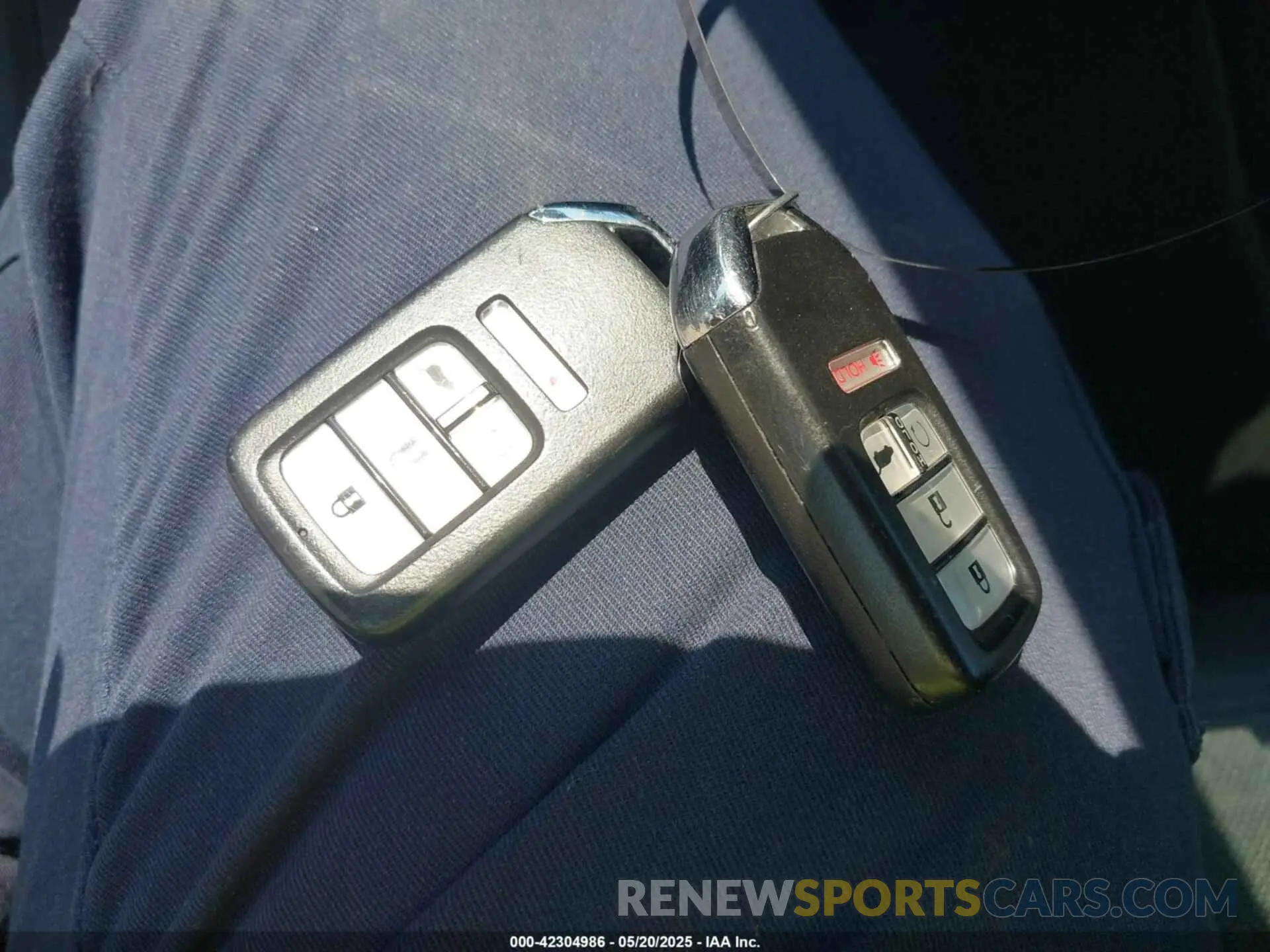 11 Фотография поврежденного автомобиля 5J6RW2H85LA021835 HONDA CR-V 2020