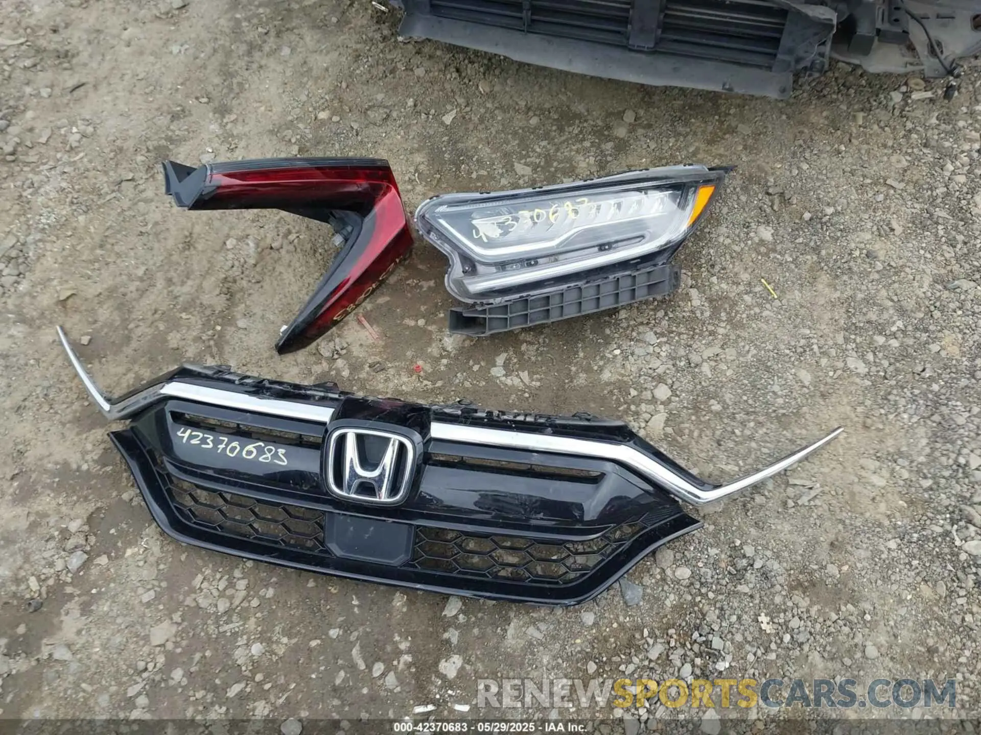 12 Photograph of a damaged car 5J6RW2H96LL012154 HONDA CR-V 2020