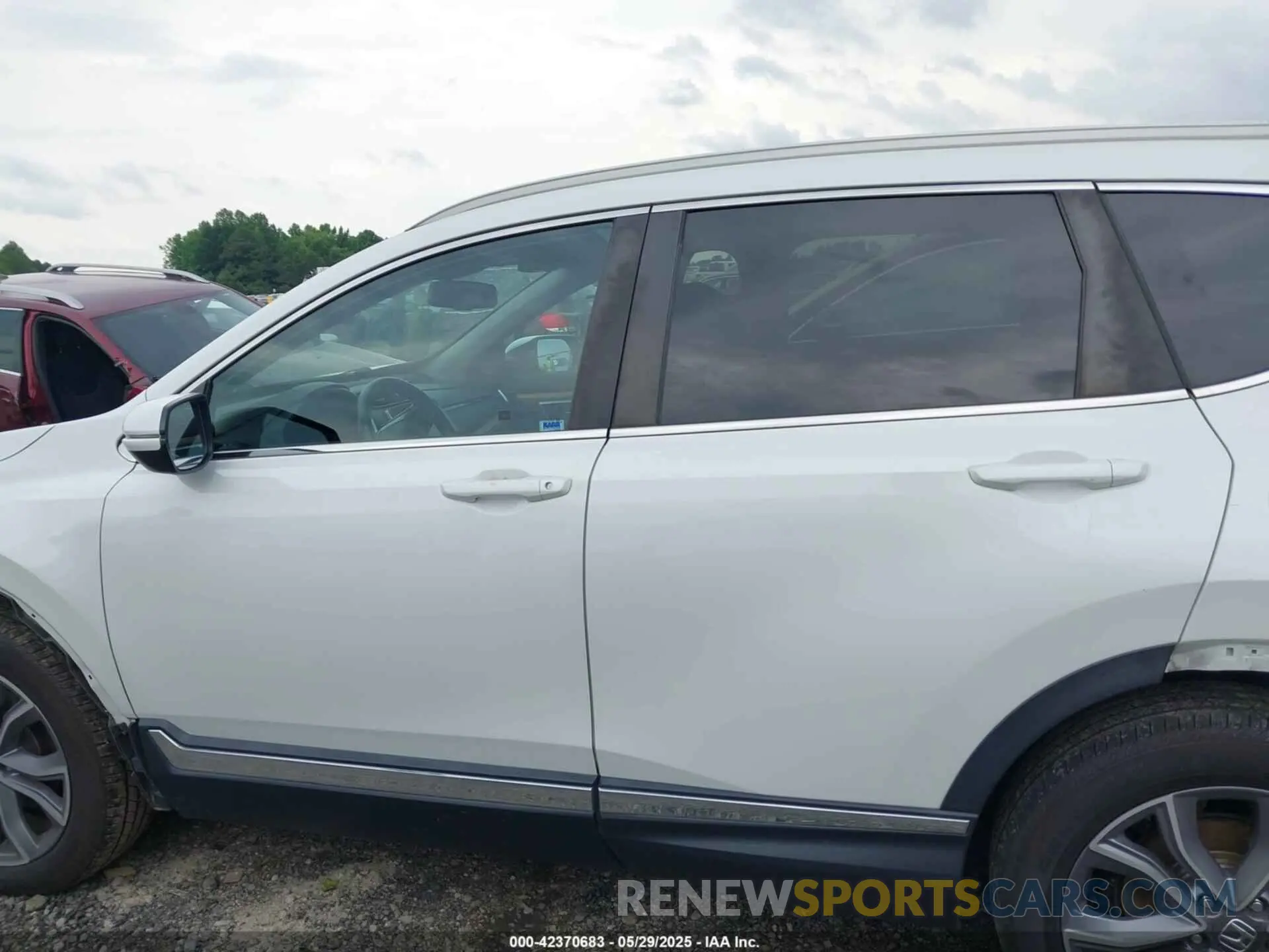 15 Photograph of a damaged car 5J6RW2H96LL012154 HONDA CR-V 2020