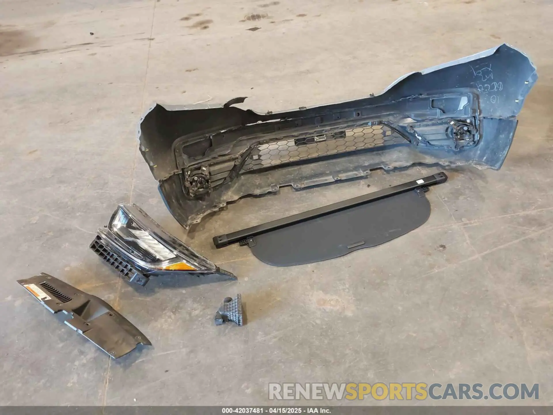 12 Photograph of a damaged car 5J6RW2H9XLL003621 HONDA CR-V 2020