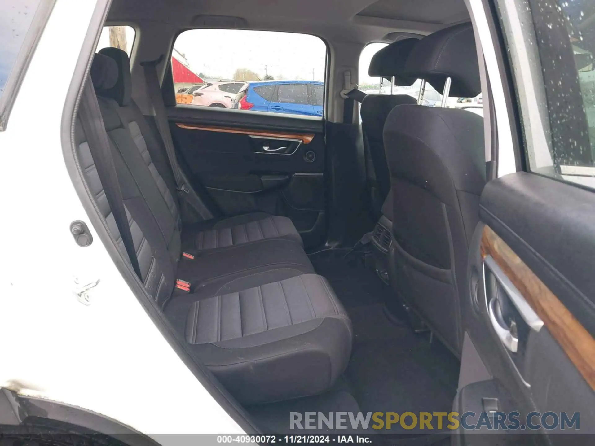 8 Photograph of a damaged car 7FART6H58LE022601 HONDA CR-V 2020