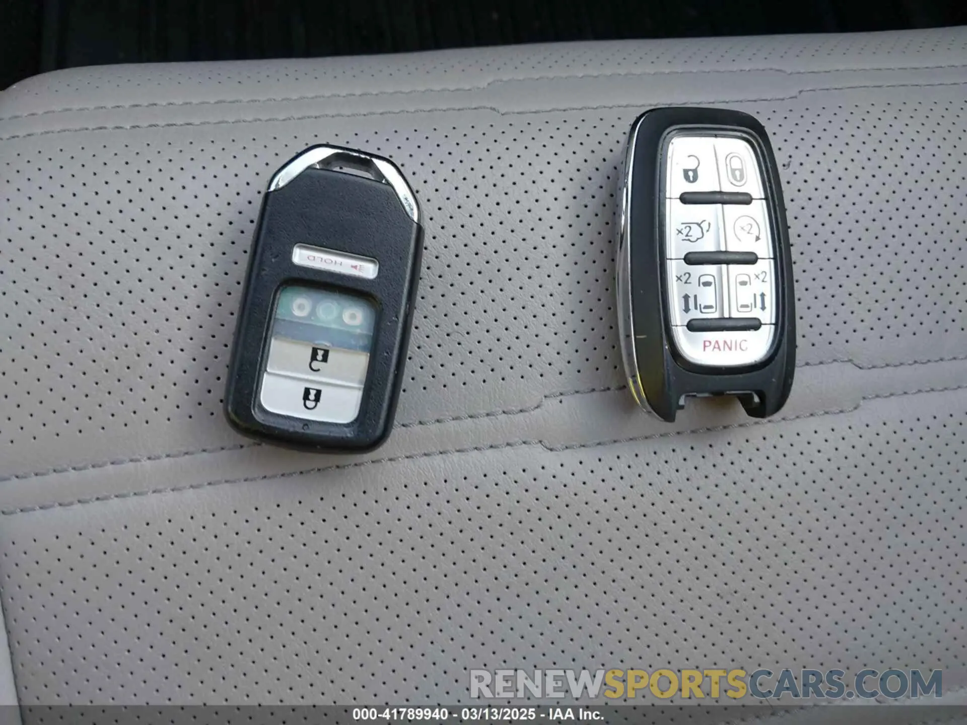 11 Photograph of a damaged car 7FART6H88LE016940 HONDA CR-V 2020