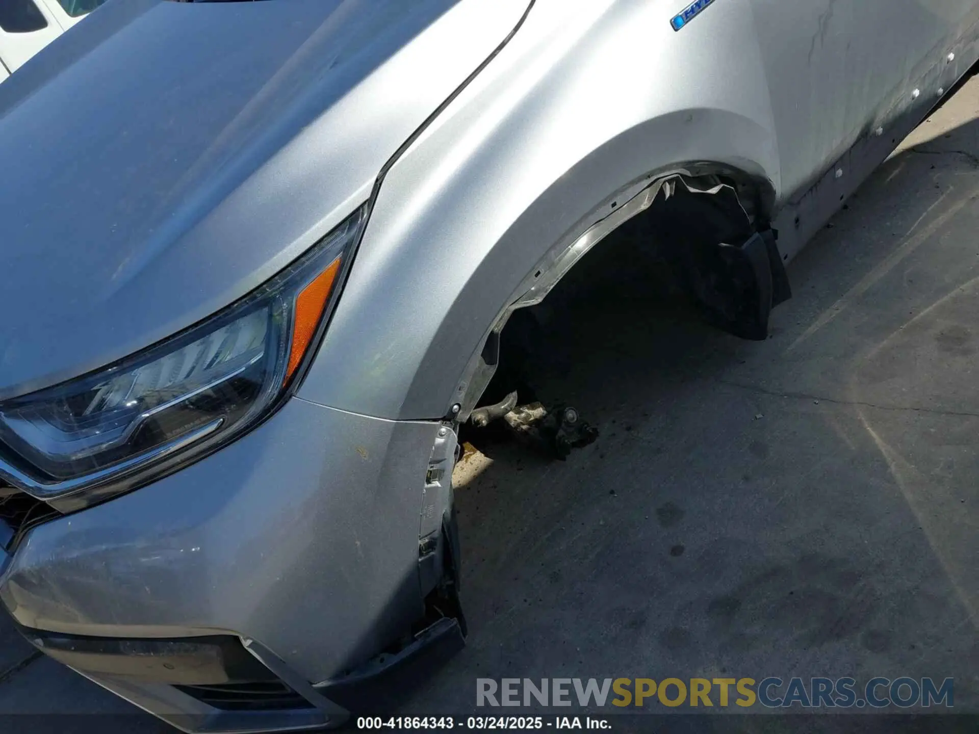 6 Photograph of a damaged car 7FART6H94LE017589 HONDA CR-V 2020