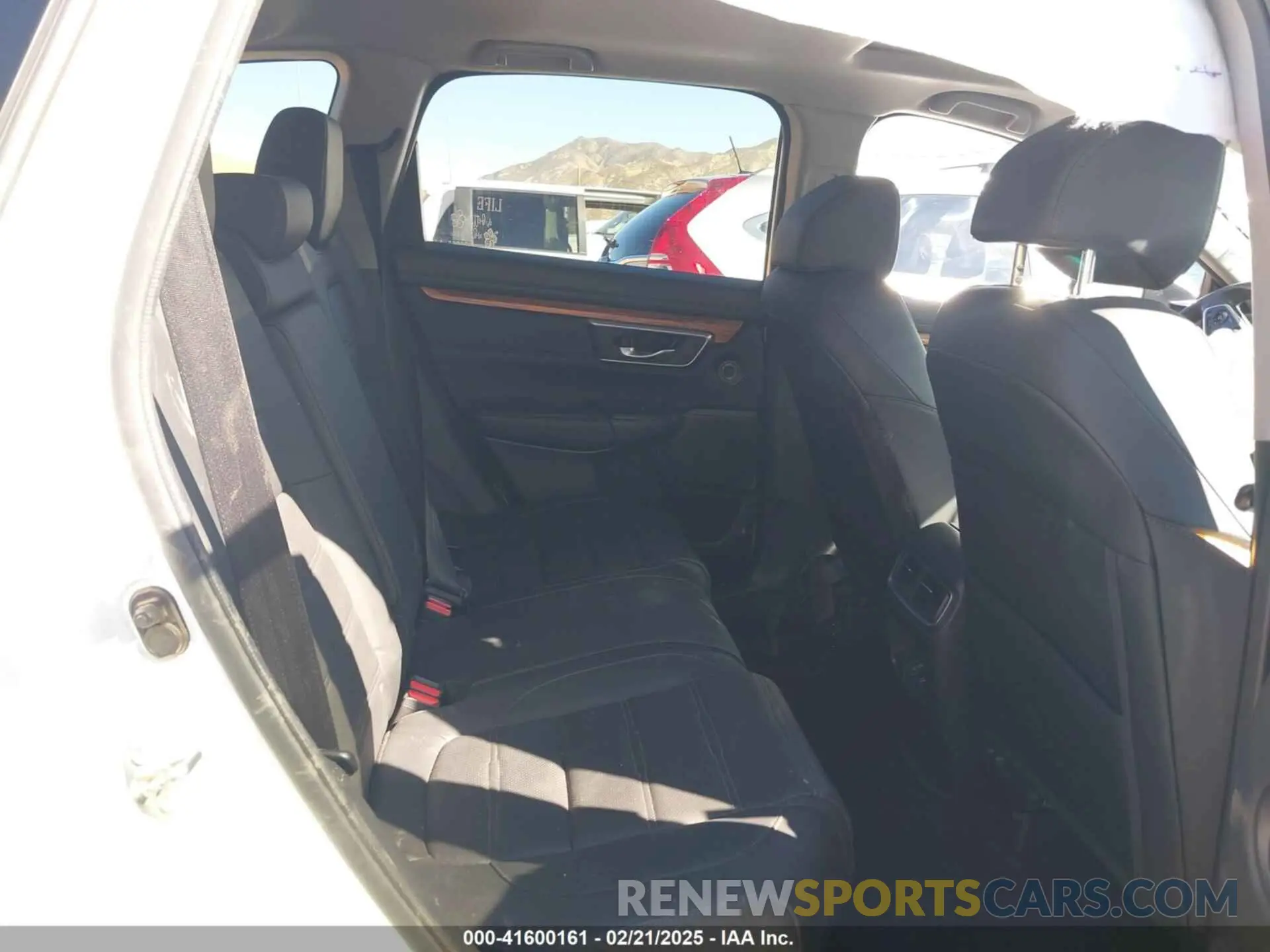 8 Фотография поврежденного автомобиля 7FART6H98LE000231 HONDA CR-V 2020