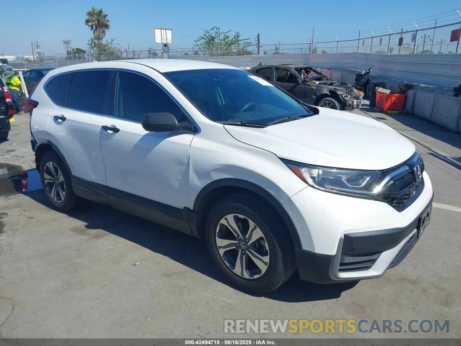 1 Фотография поврежденного автомобиля 7FARW1H21LE000603 HONDA CR-V 2020