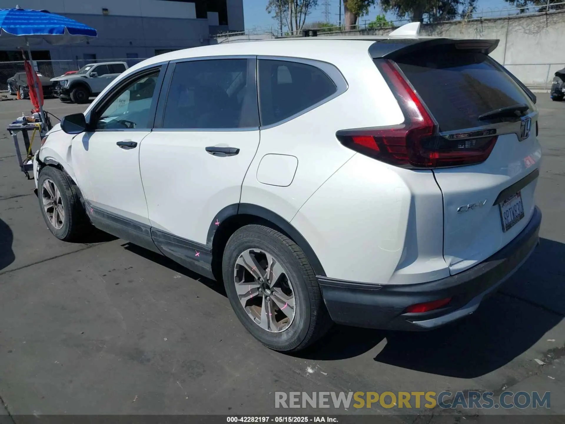 3 Фотография поврежденного автомобиля 7FARW1H27LE004896 HONDA CR-V 2020