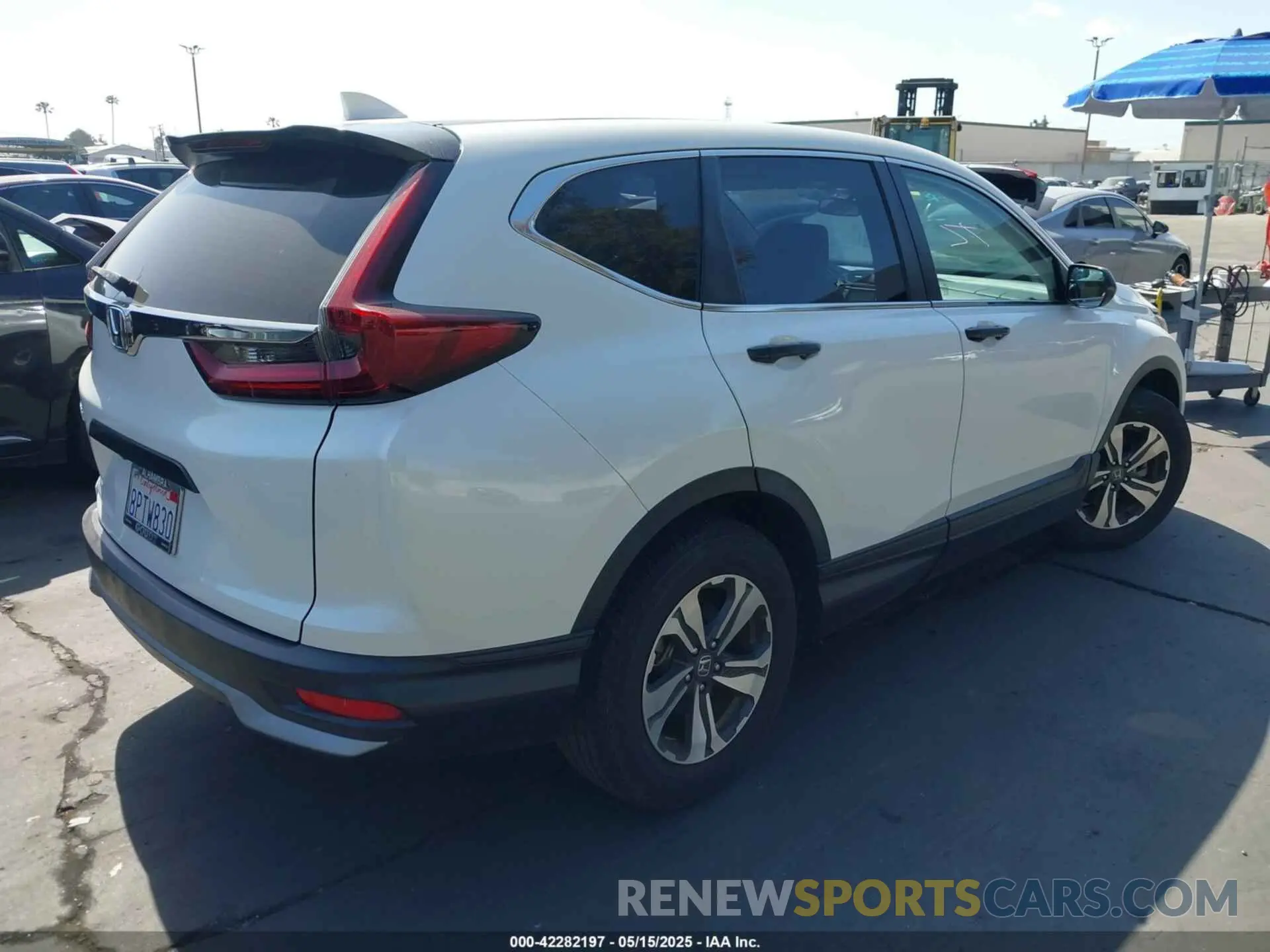 4 Фотография поврежденного автомобиля 7FARW1H27LE004896 HONDA CR-V 2020