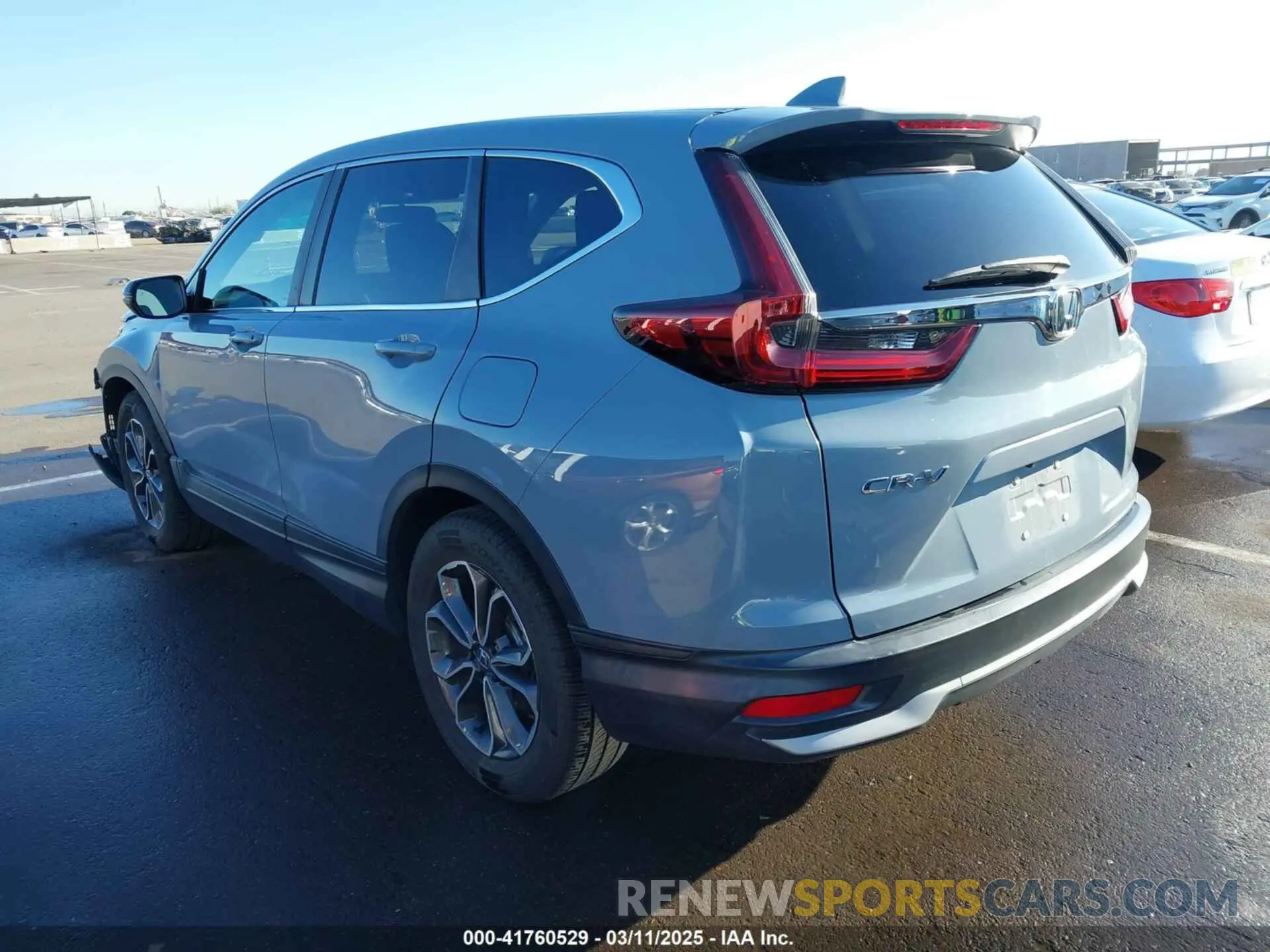 3 Фотография поврежденного автомобиля 7FARW1H53LE003139 HONDA CR-V 2020