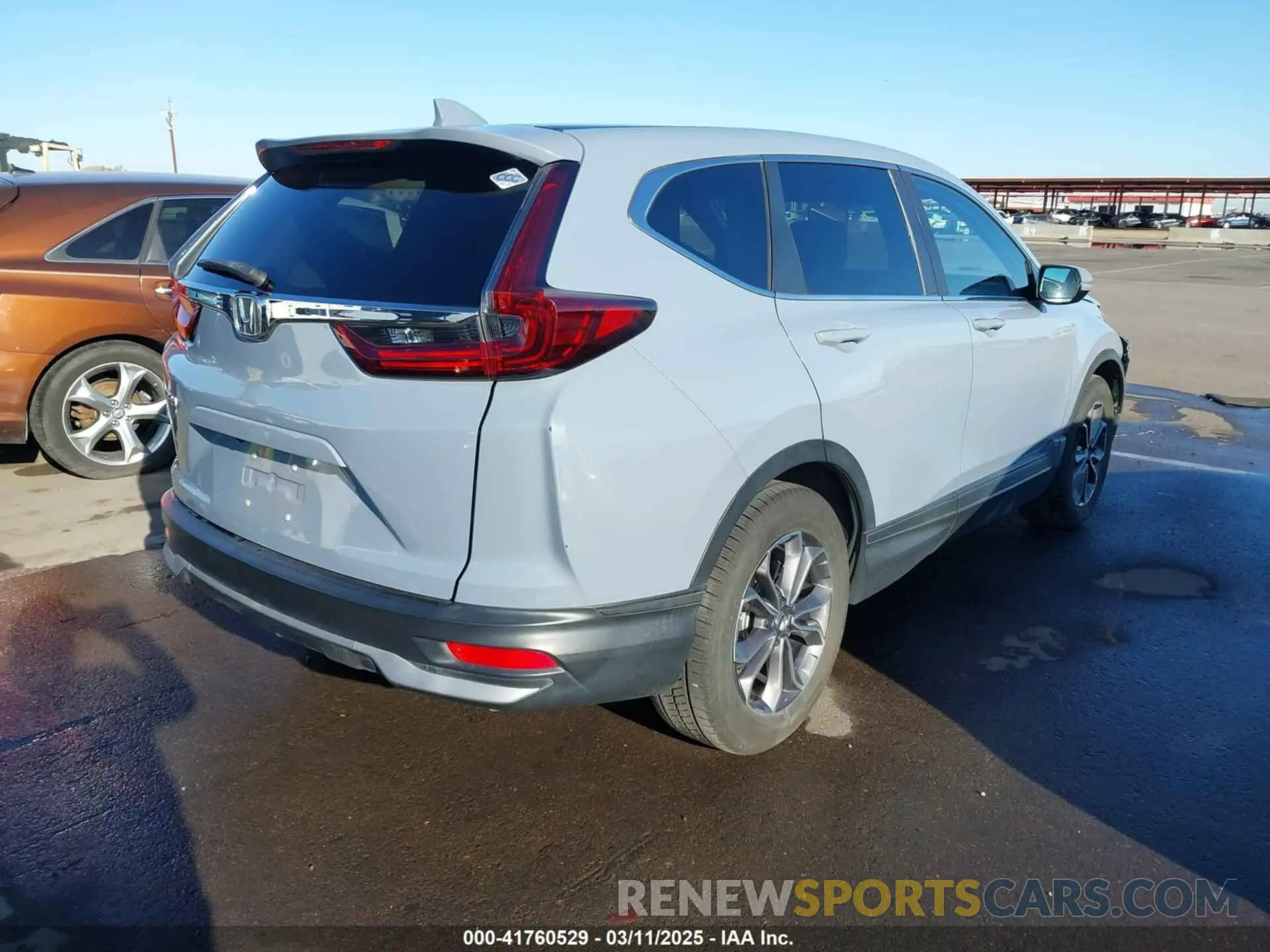 4 Фотография поврежденного автомобиля 7FARW1H53LE003139 HONDA CR-V 2020