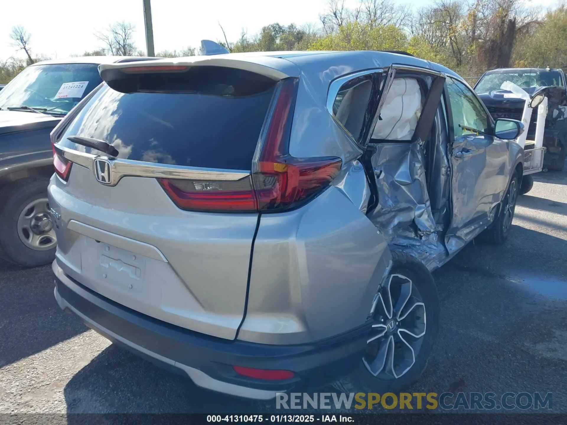 4 Фотография поврежденного автомобиля 7FARW1H83LE026687 HONDA CR-V 2020
