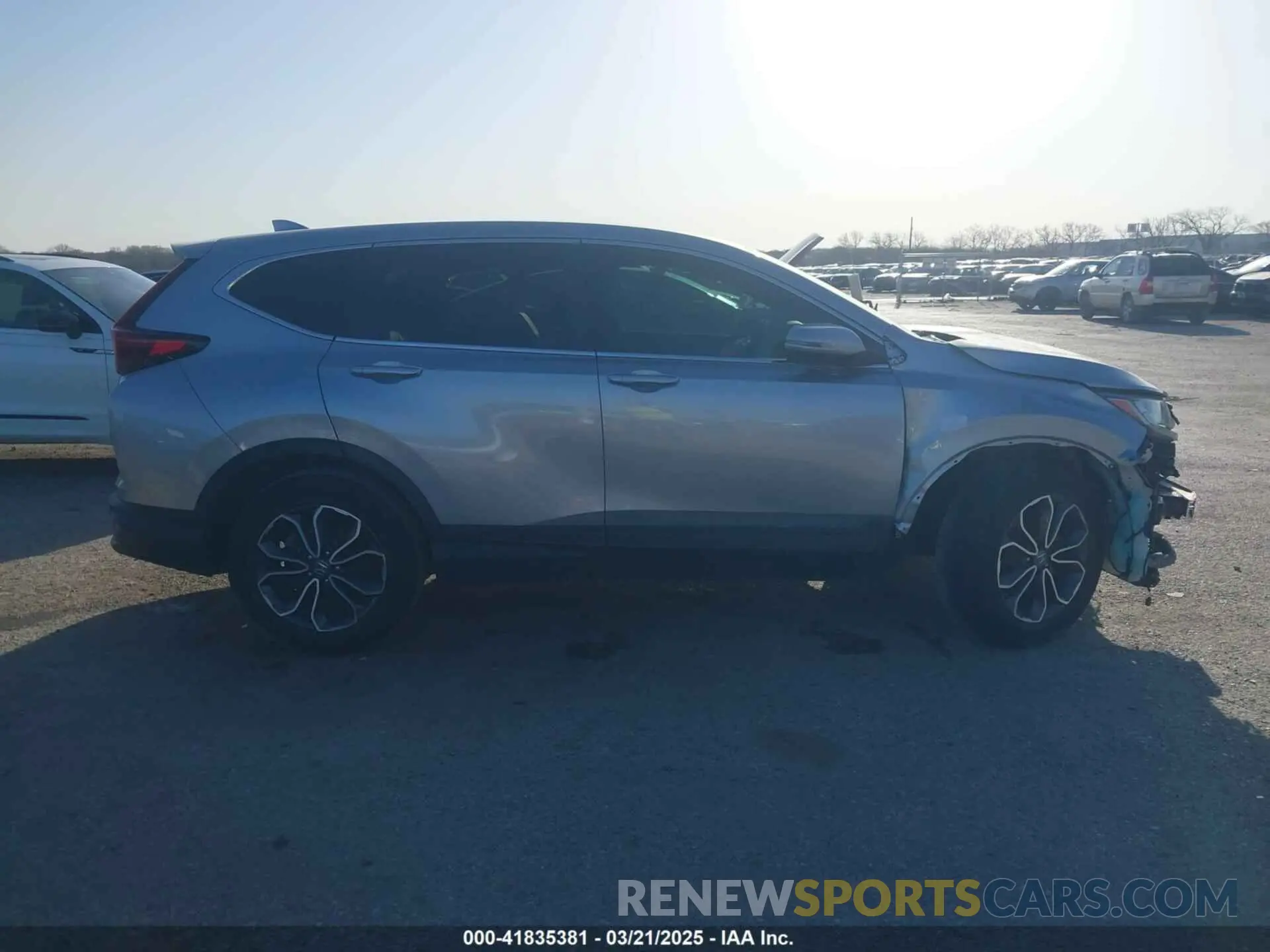 13 Photograph of a damaged car 7FARW1H87LE000108 HONDA CR-V 2020