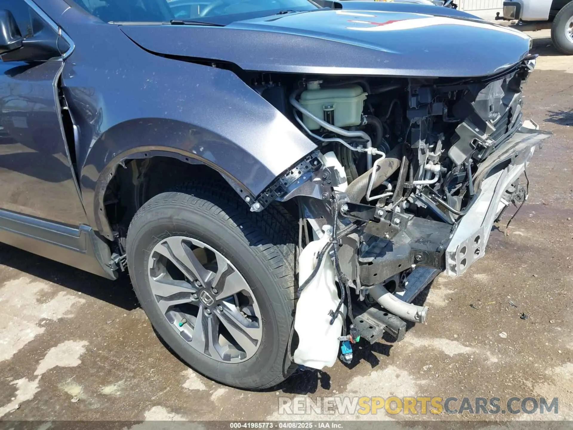 6 Фотография поврежденного автомобиля 7FARW2H26LE007147 HONDA CR-V 2020