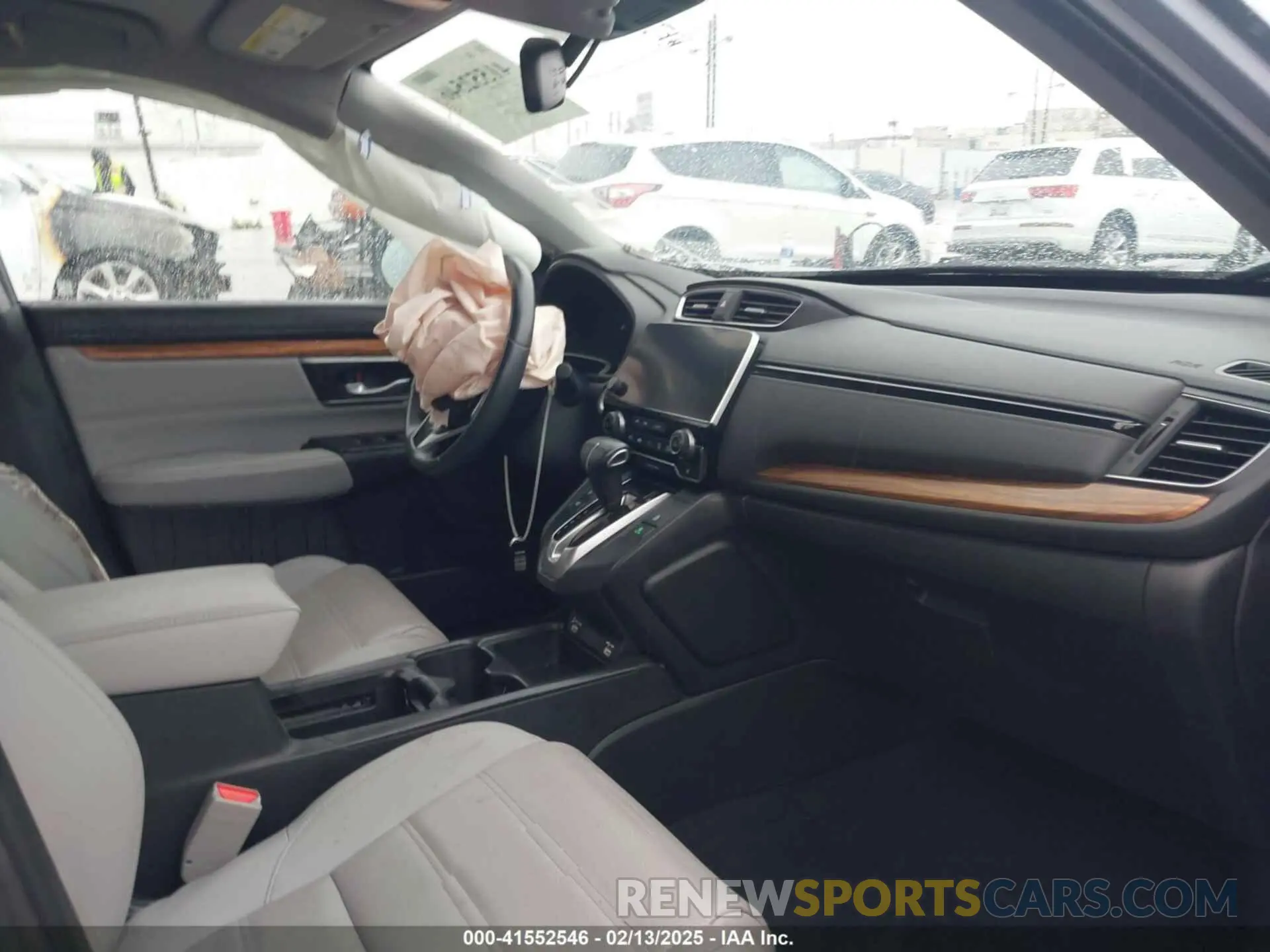 5 Фотография поврежденного автомобиля 7FARW2H88LE011964 HONDA CR-V 2020