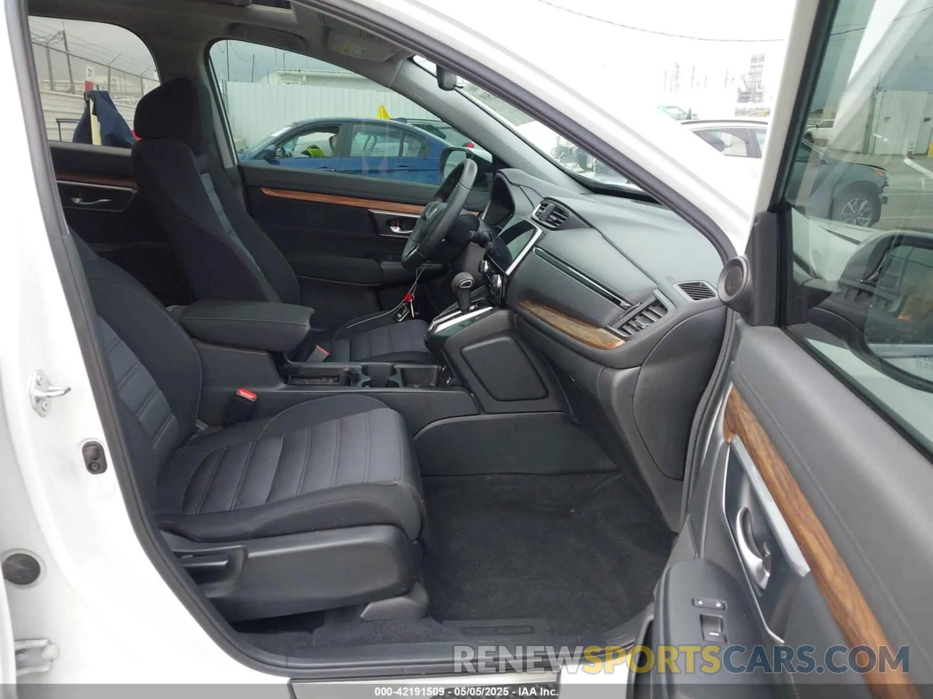 5 Photograph of a damaged car 2HKRW1H51MH423142 HONDA CR-V 2021