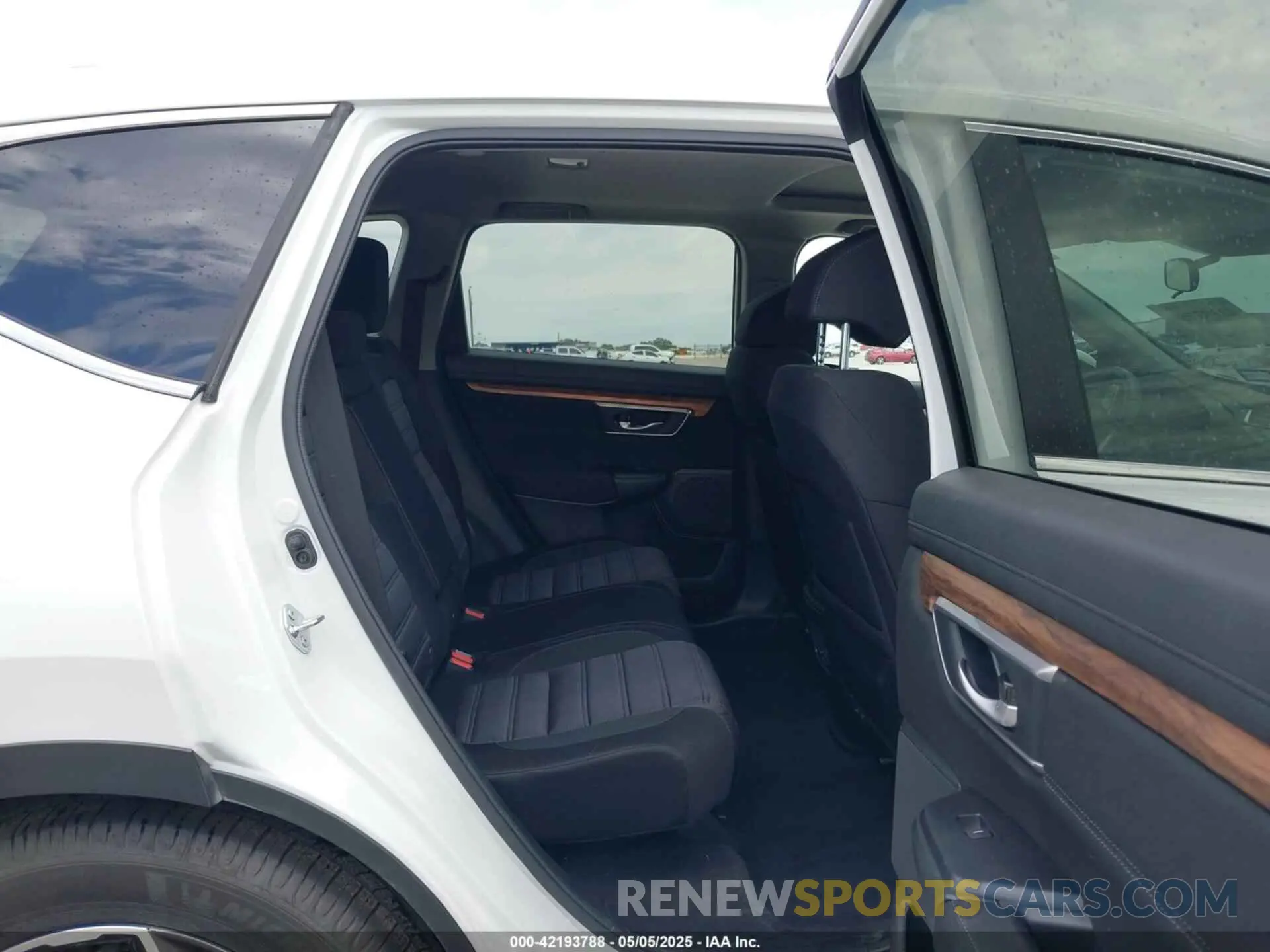 8 Фотография поврежденного автомобиля 2HKRW1H57MH411528 HONDA CR-V 2021