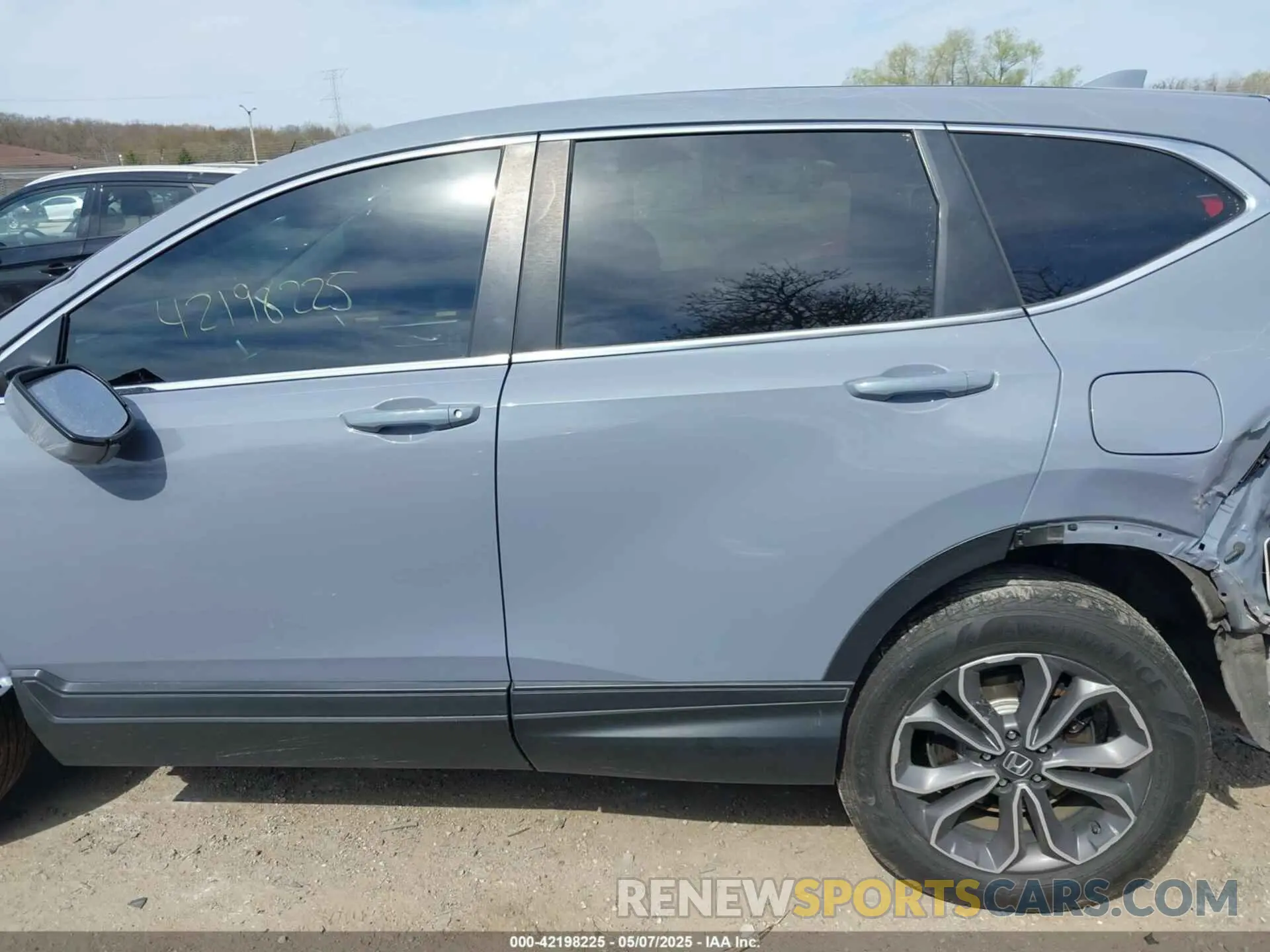 15 Photograph of a damaged car 2HKRW1H58MH404619 HONDA CR-V 2021