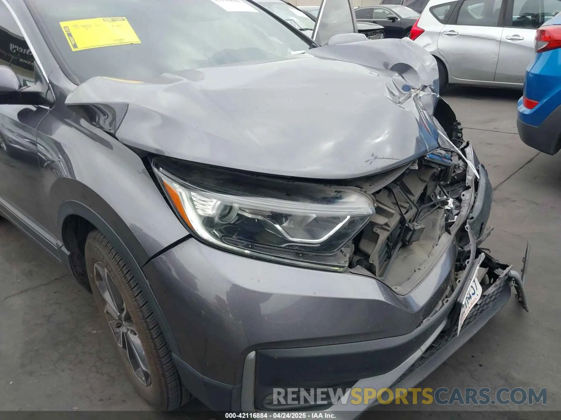 18 Photograph of a damaged car 2HKRW1H87MH425164 HONDA CR-V 2021