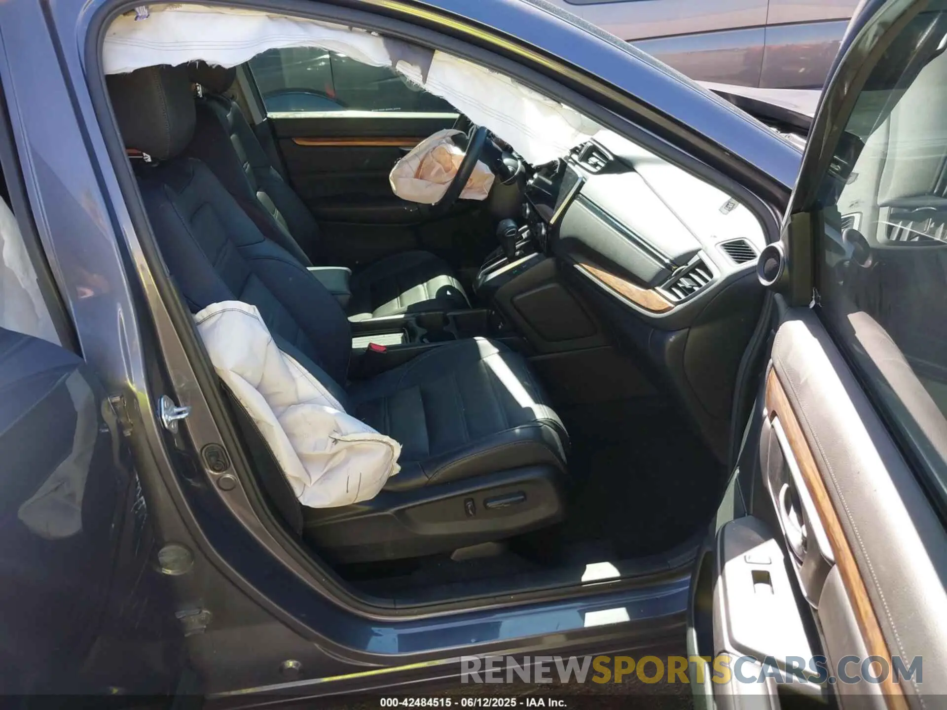 5 Photograph of a damaged car 2HKRW1H88MH423939 HONDA CR-V 2021