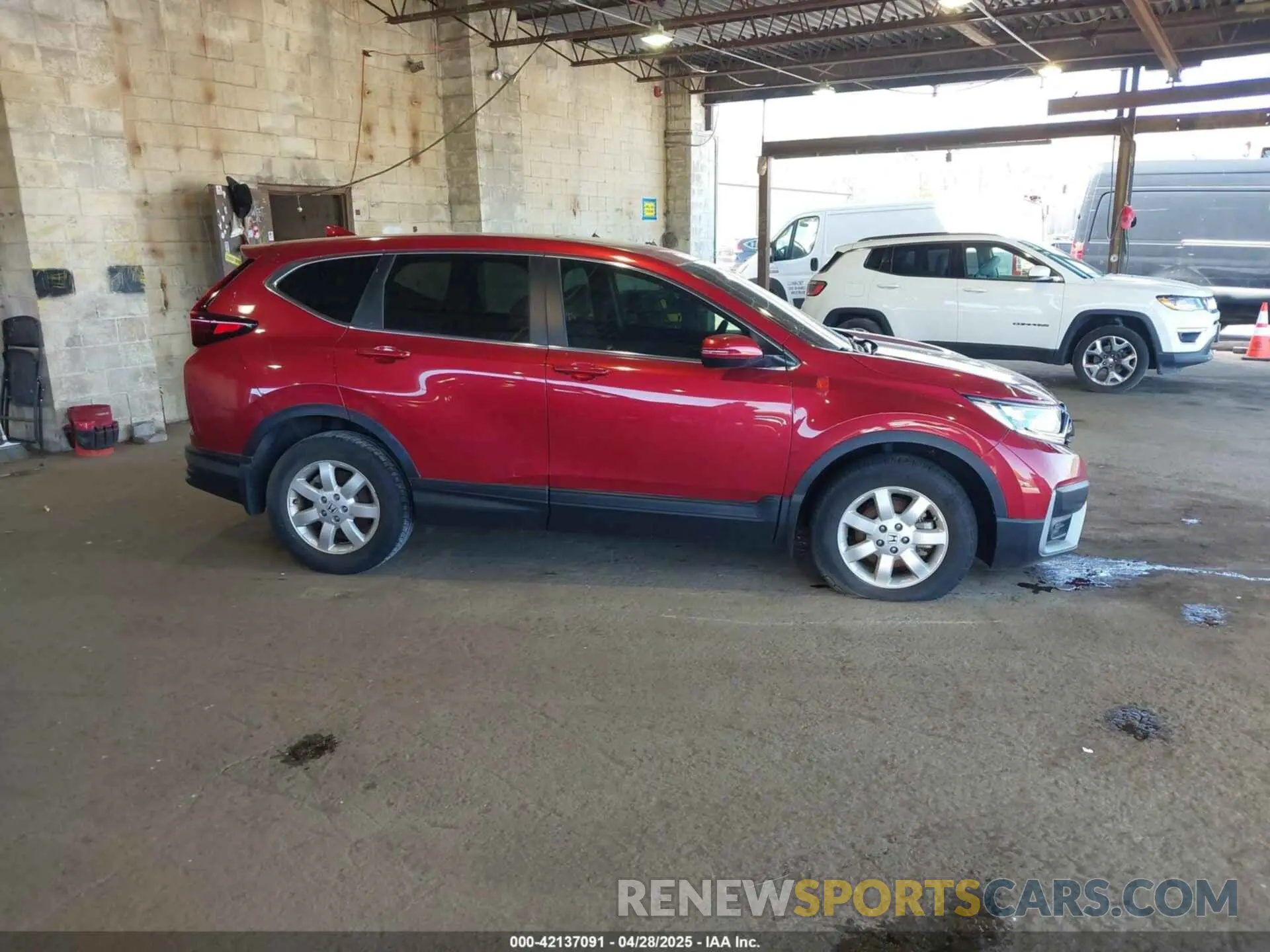 12 Photograph of a damaged car 2HKRW1H89MH423688 HONDA CR-V 2021